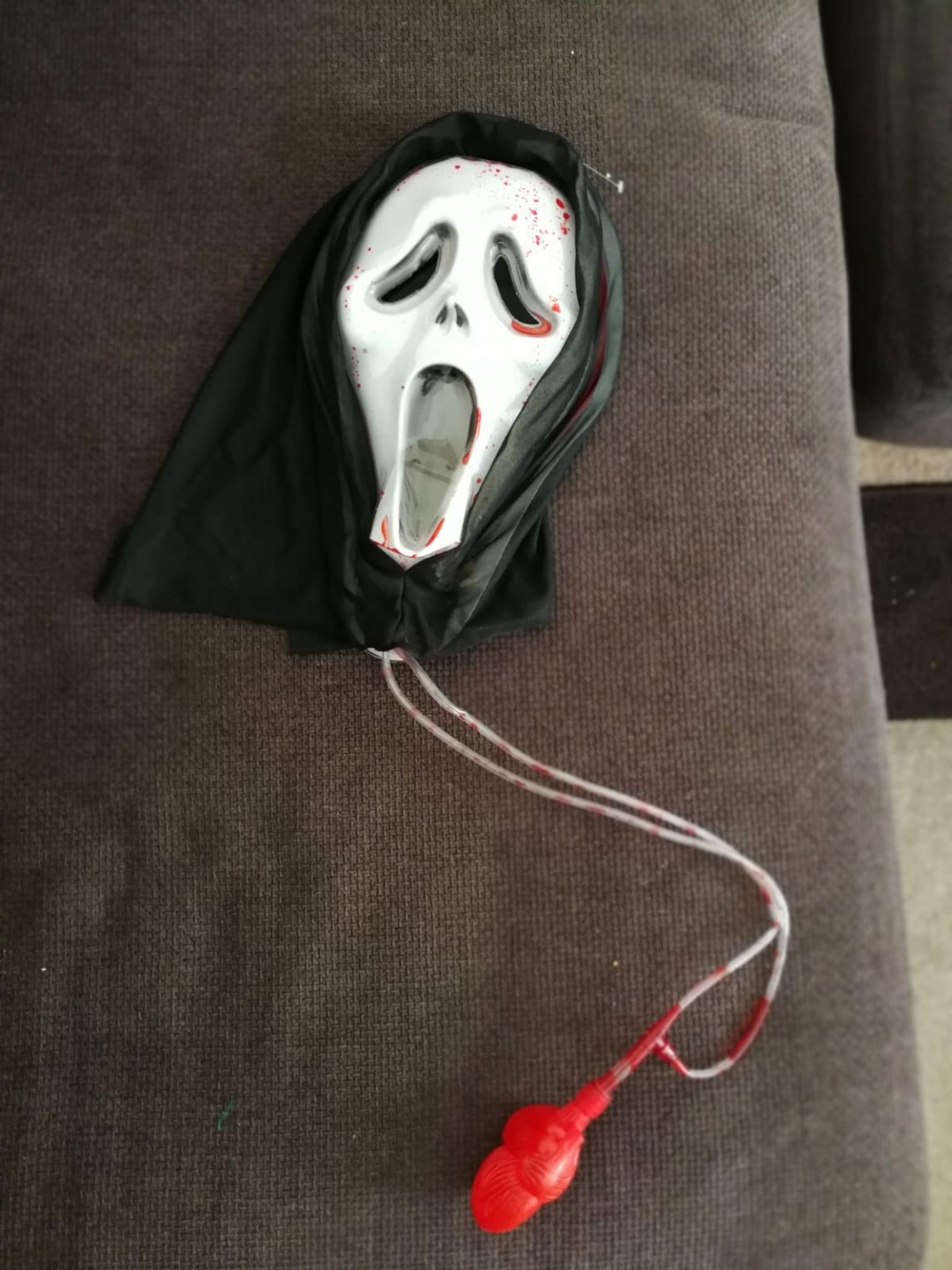 Halloween Scary Masks Bleeding Scream Mask in W2 Westminster for £5.00