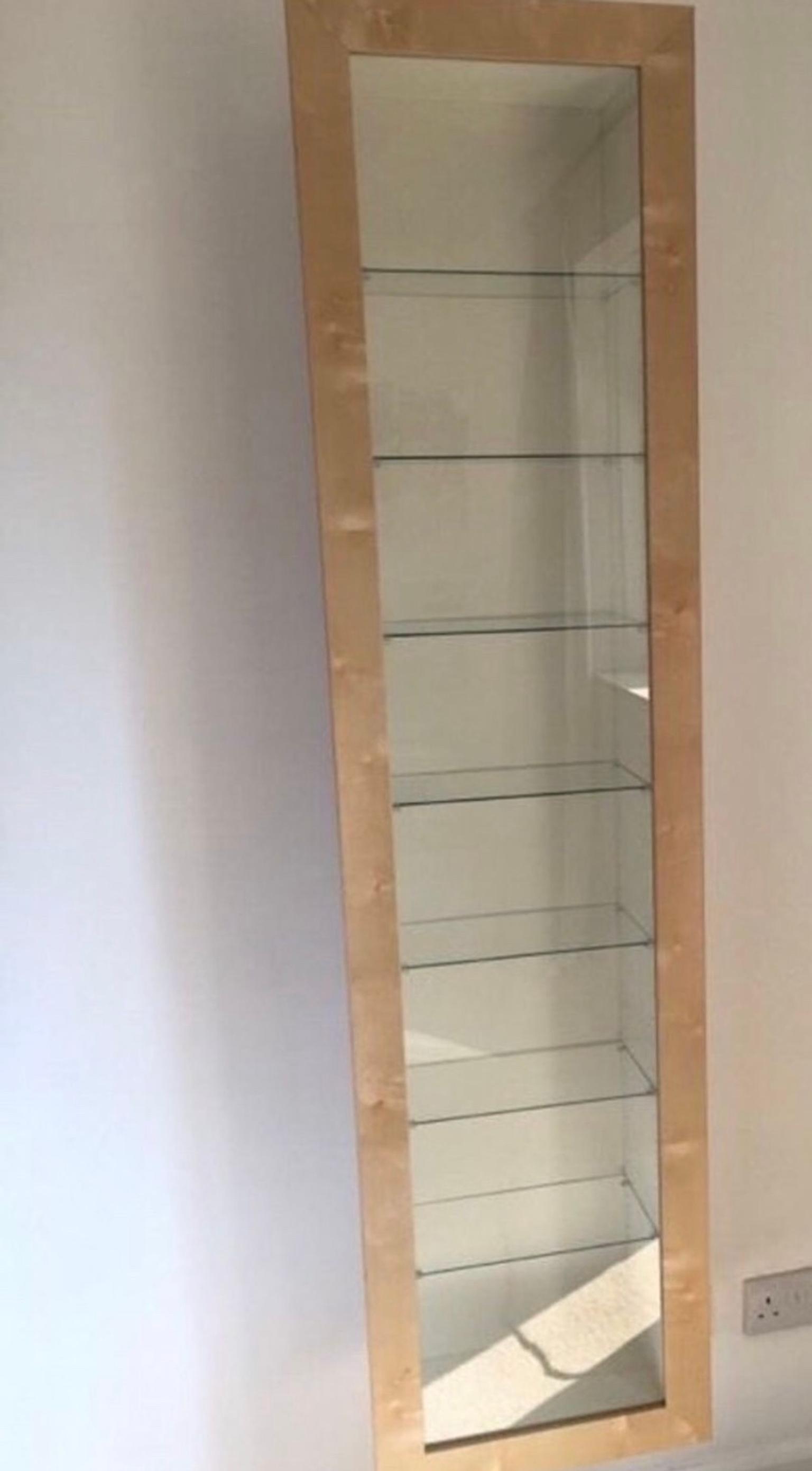 Ikea Bertby Vitrinskåp Vitrinskåp Ikea Bertby in 16934 Solna for SEK 400.00 for sale Shpock