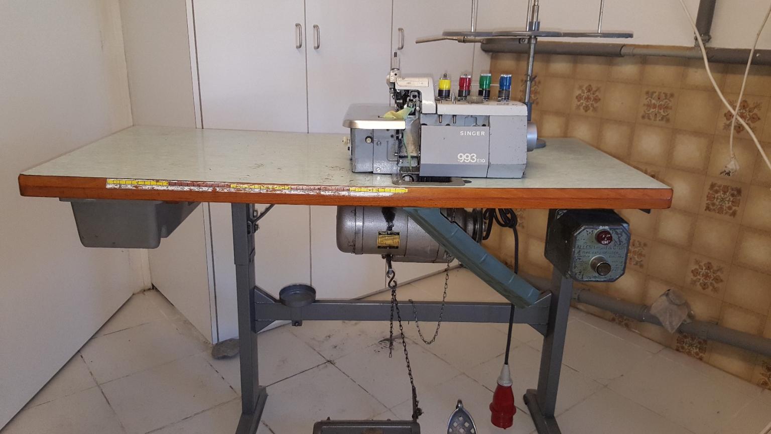 Nähmaschine in 6850 Dornbirn für € 250,00 zum Verkauf Shpock AT
