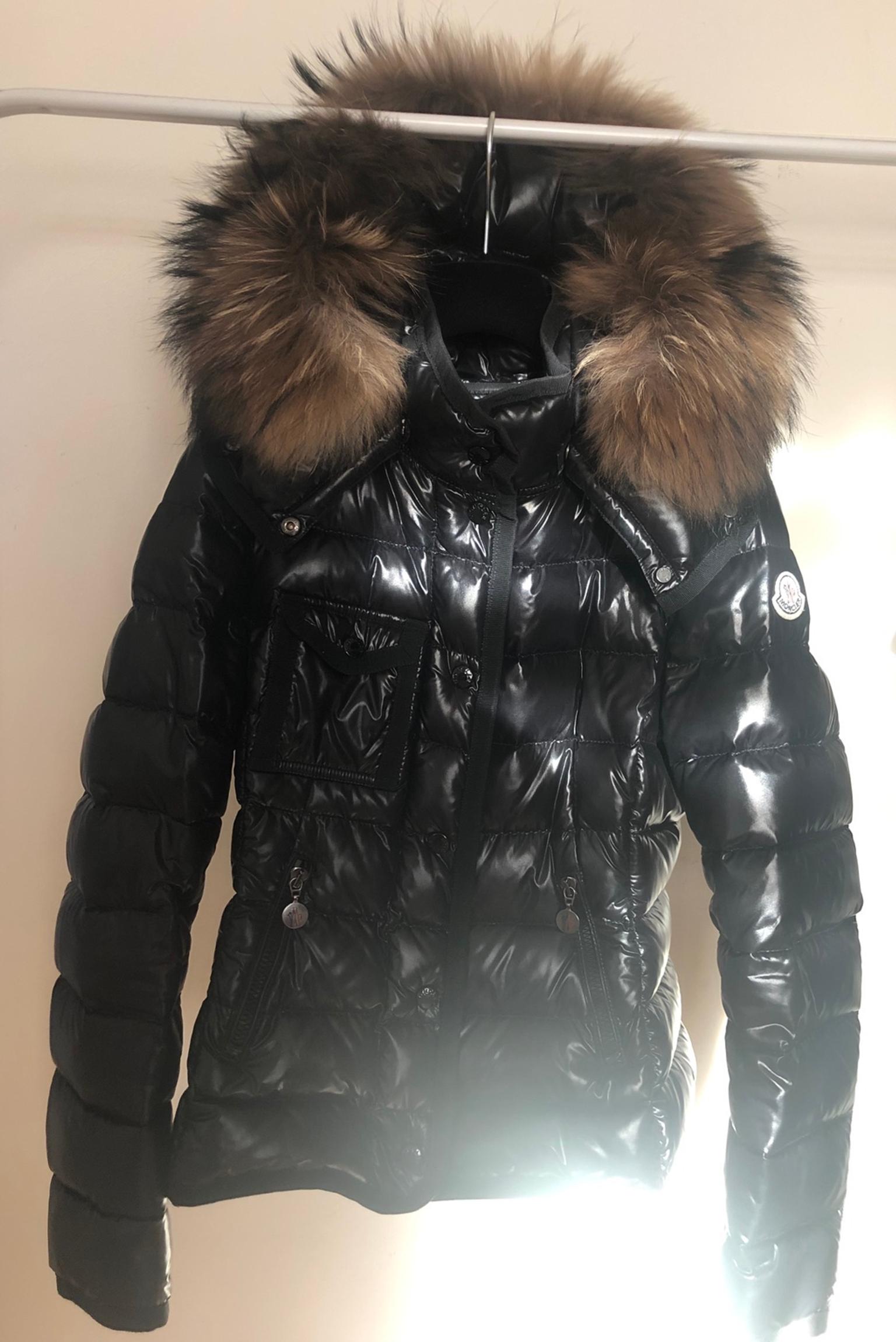 moncler jacke damen schwarz mit pelz