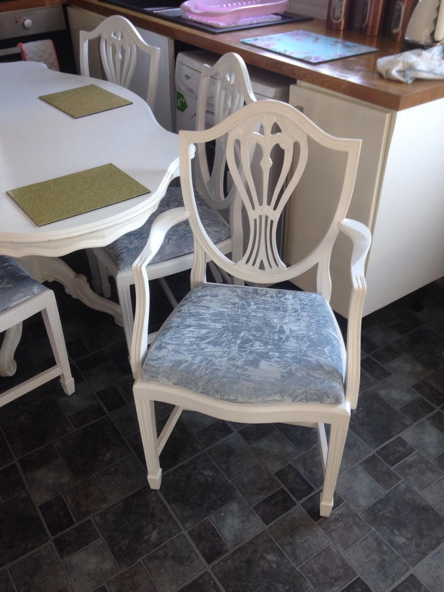Beautiful shabby chic dining table 6 chairs in Coventry for £130.00 for