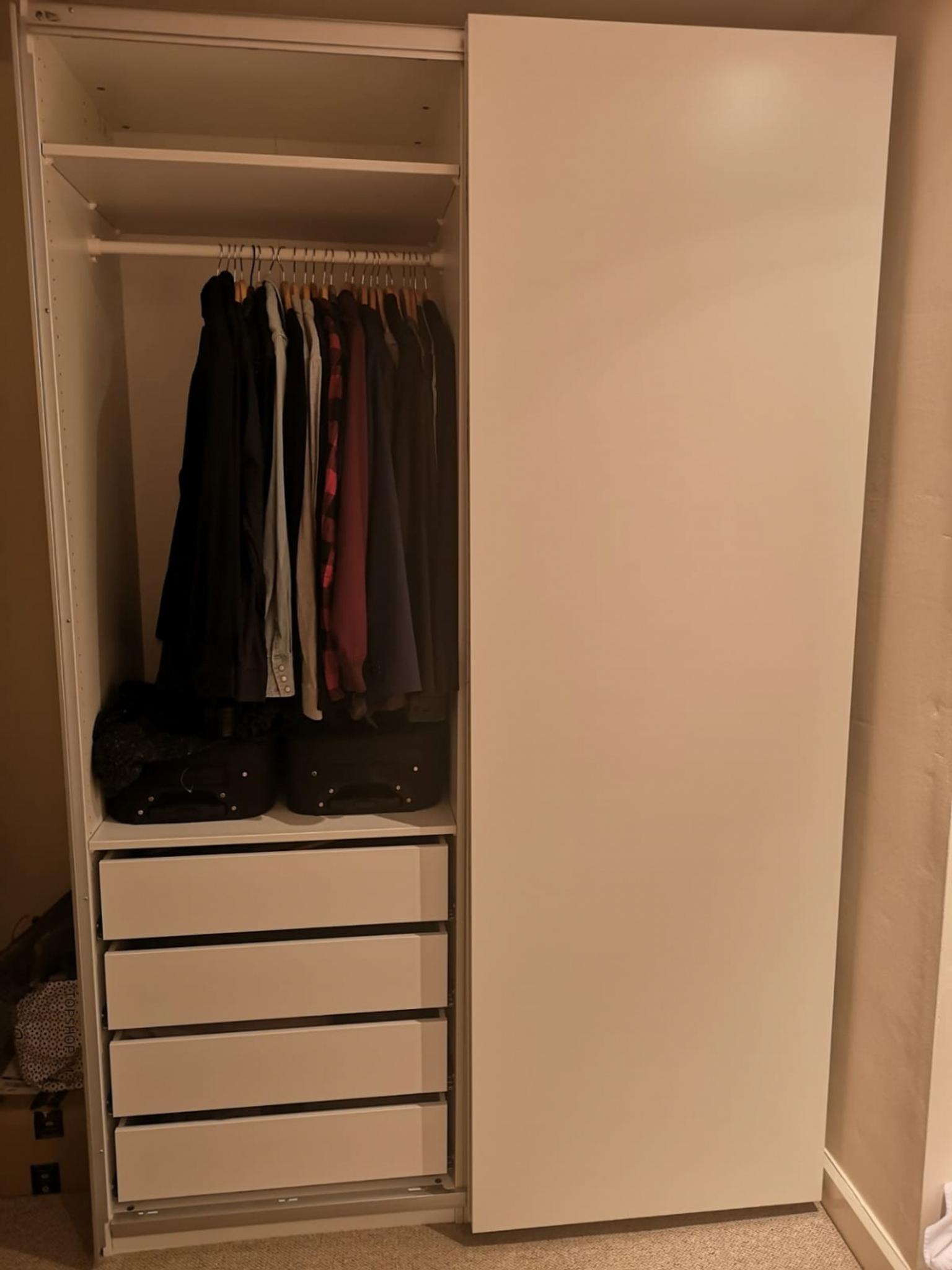 Wardrobe With Sliding Doors Everything Furniture
