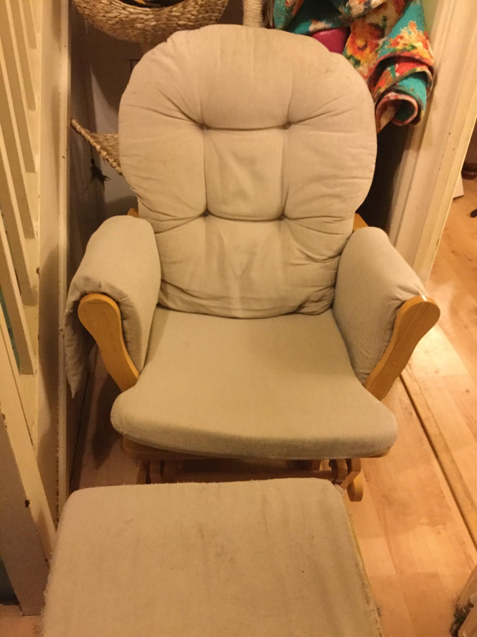 Hauck nursing chair with stool in ME15 Maidstone for free for sale Shpock