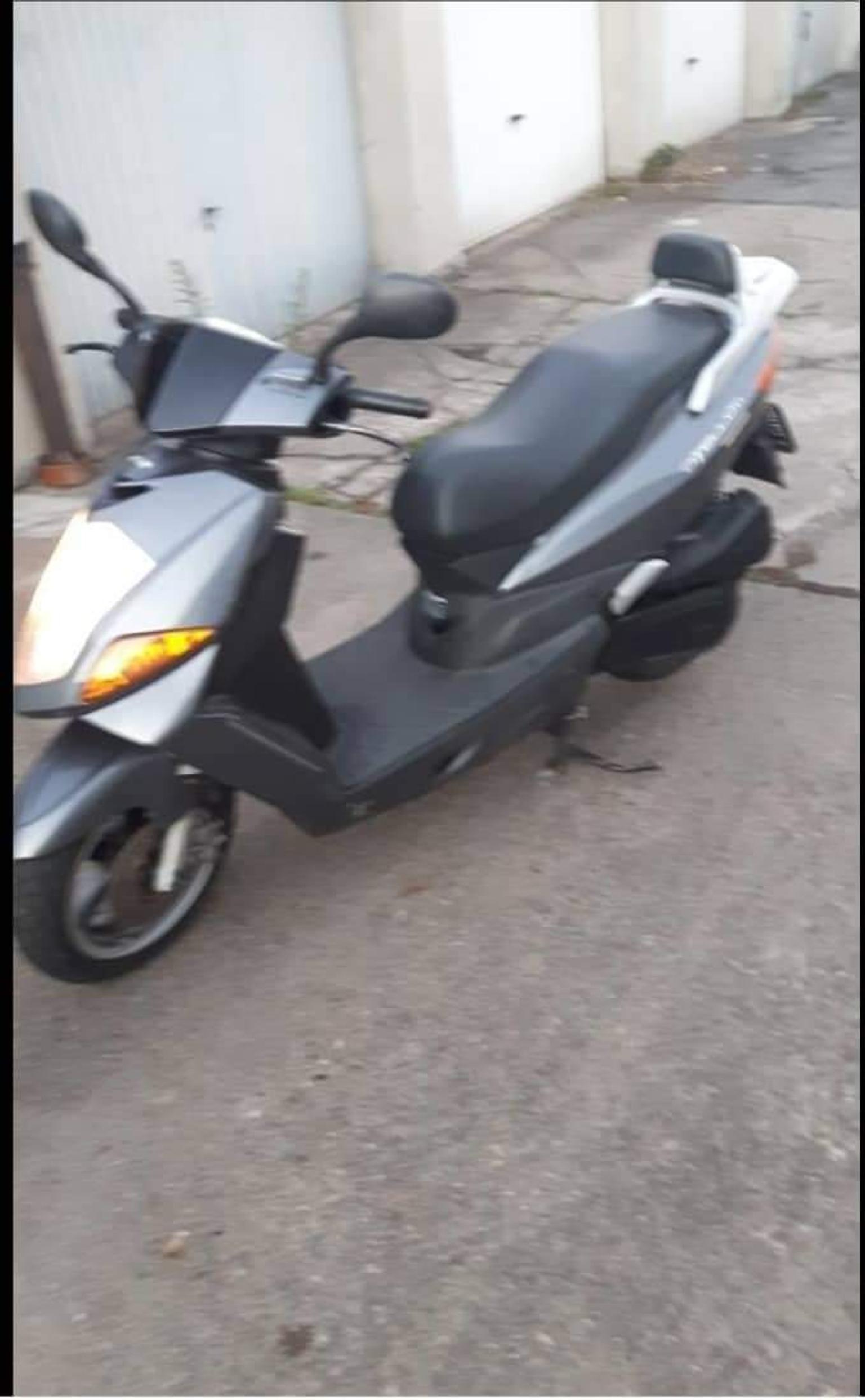 Daelim Otello Fi 125ccm in 46535 Dinslaken für 800,00 € zum Verkauf