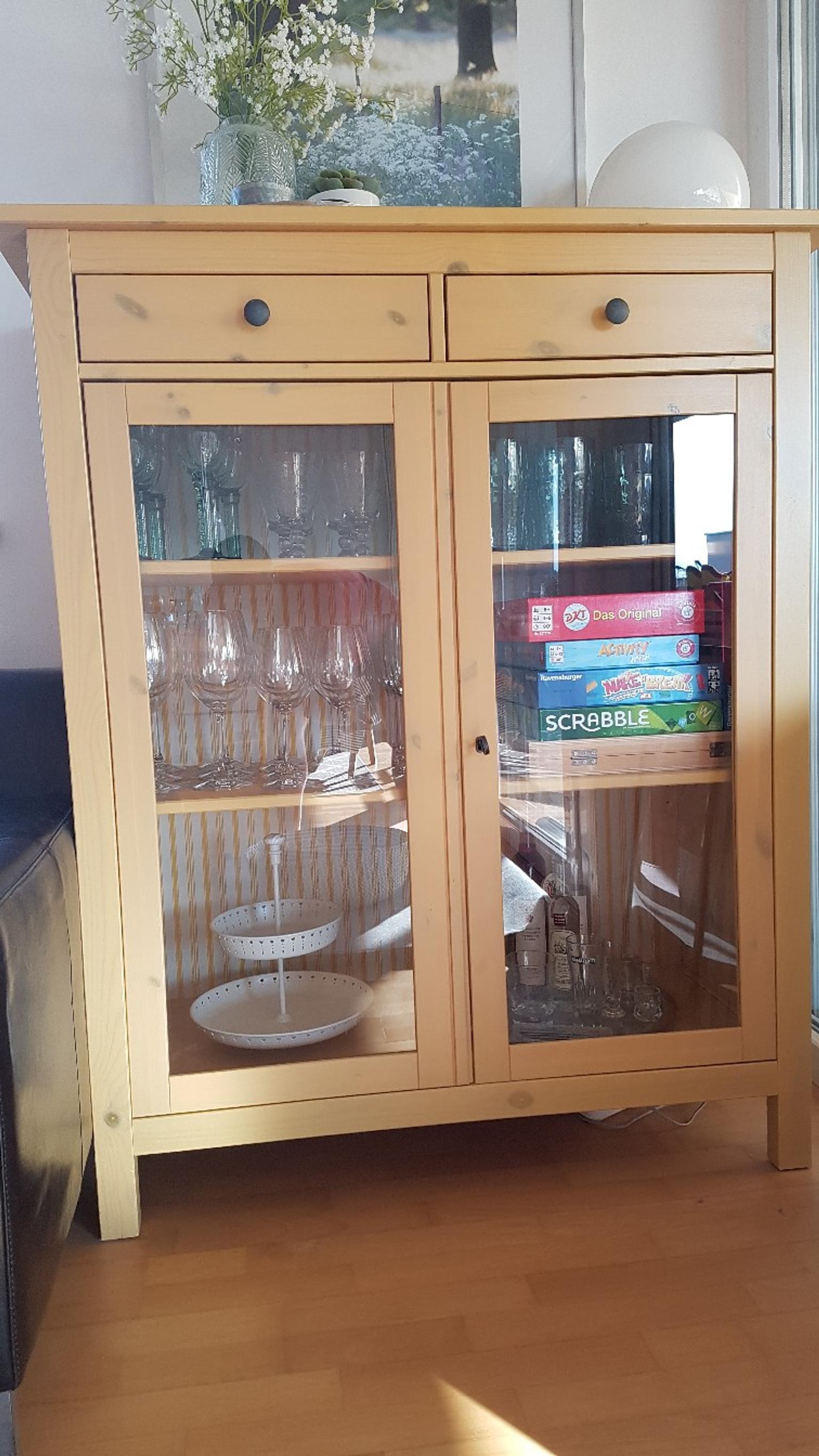 Ikea Billy Gelb Test 3