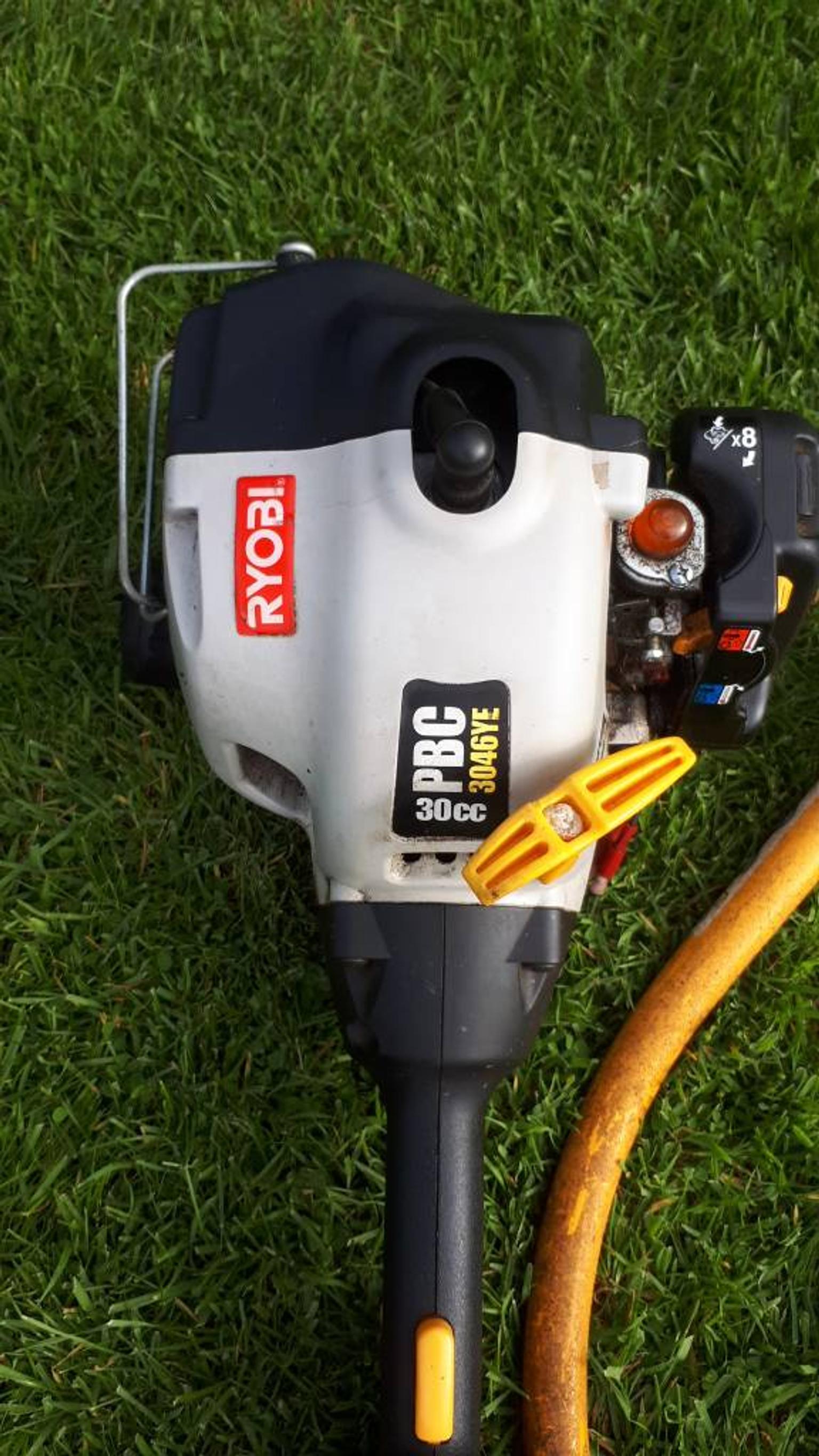 ryobi petrol strimmer with hedge cutter +more in NG16