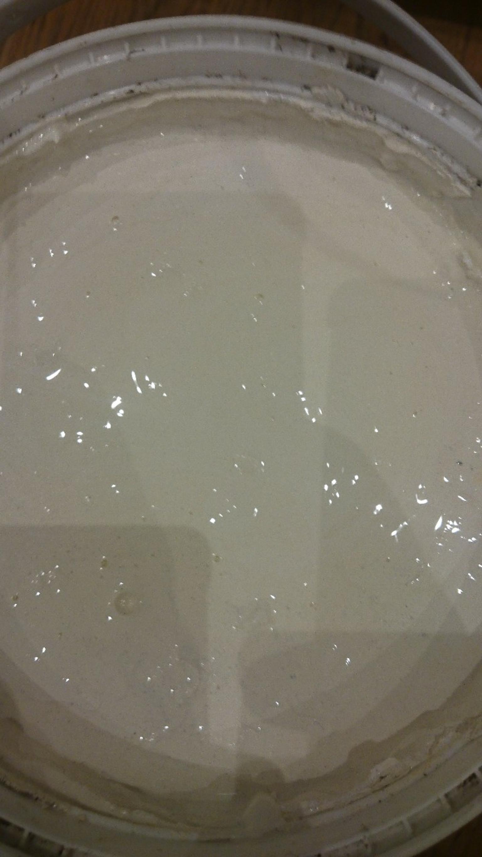 dulux masonry paint gardenia in London for £15.00 for sale Shpock