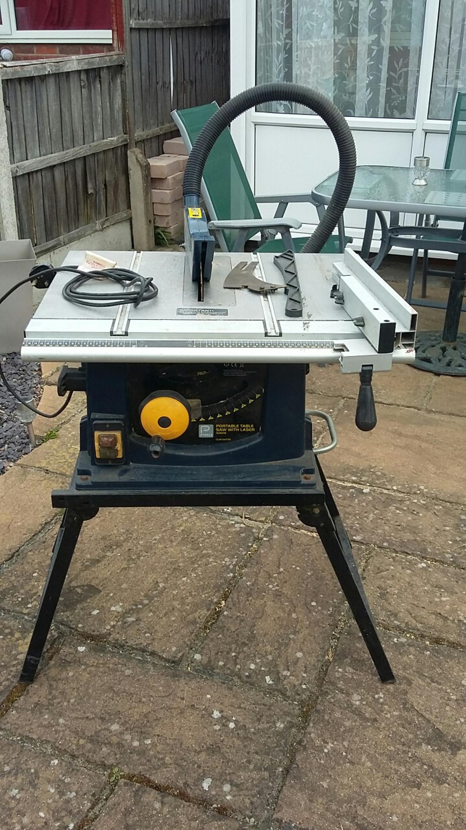 electric bench saw in DY10 Wyre Forest for £50.00 for sale