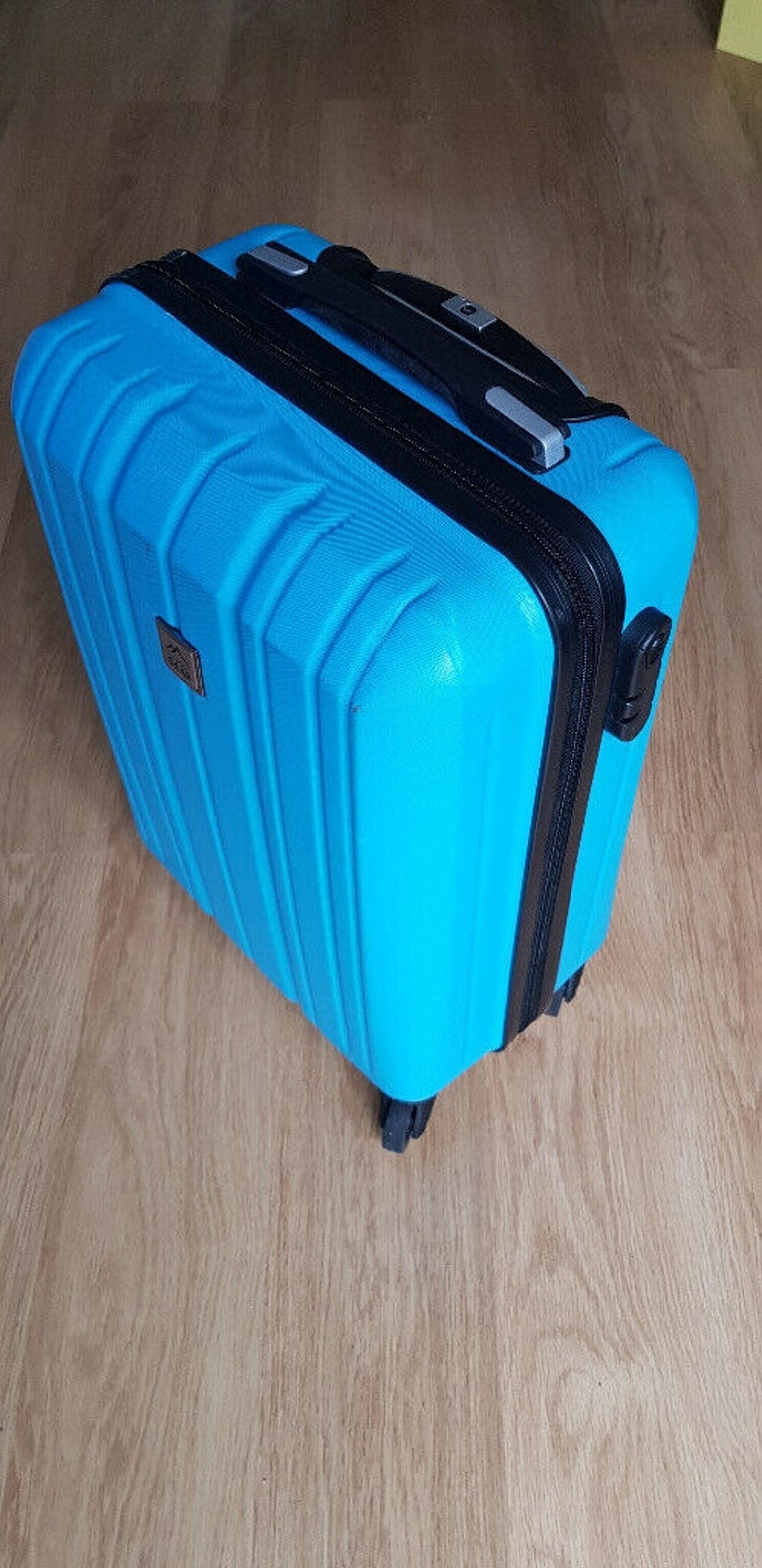 Outdoor Gear Hard Shell Luggage suitcase in SE18 Greenwich for £33.00