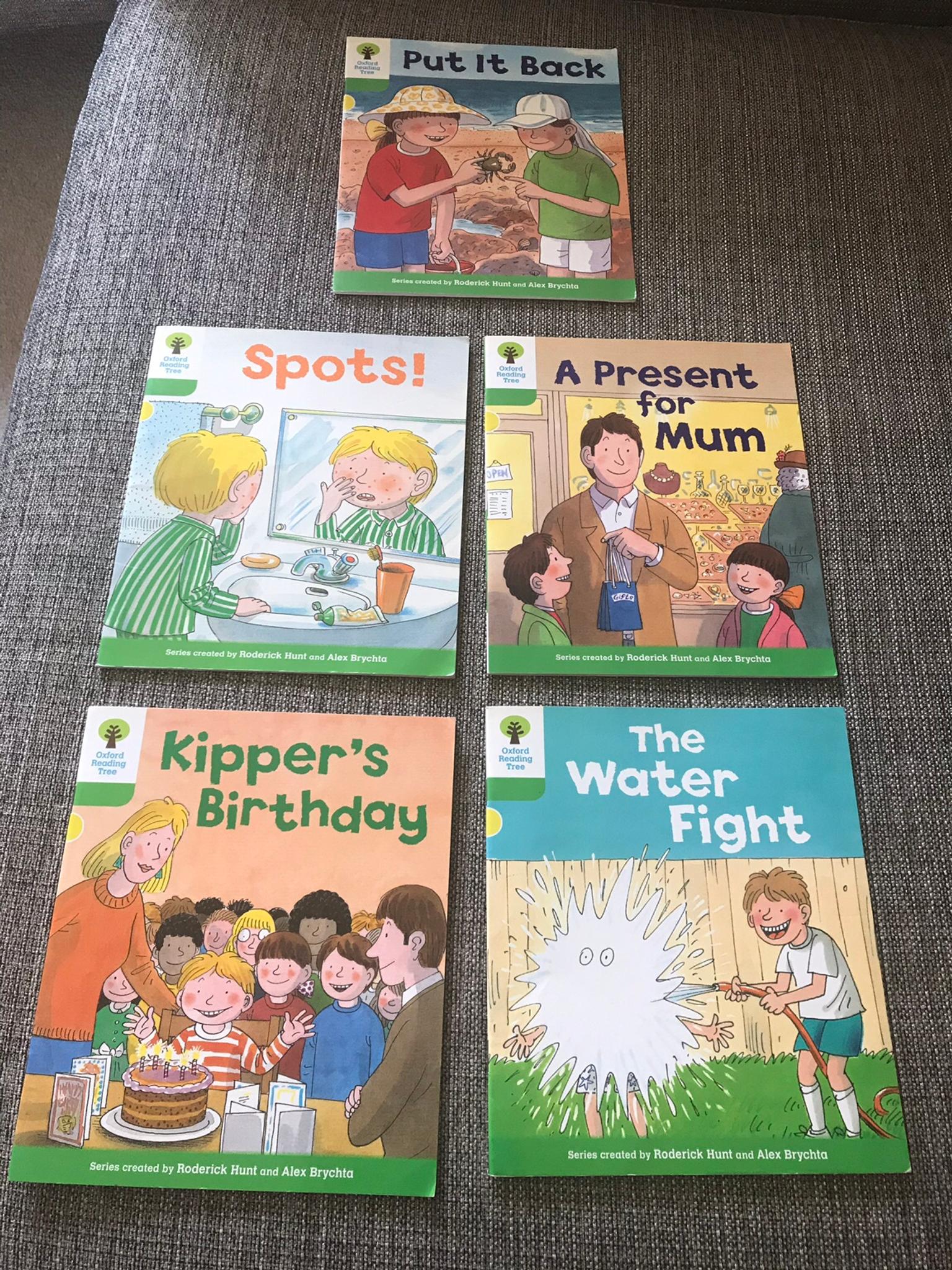 ⭐️ Biff Chip Kipper books level 1 &amp; 2 in Stafford for £1