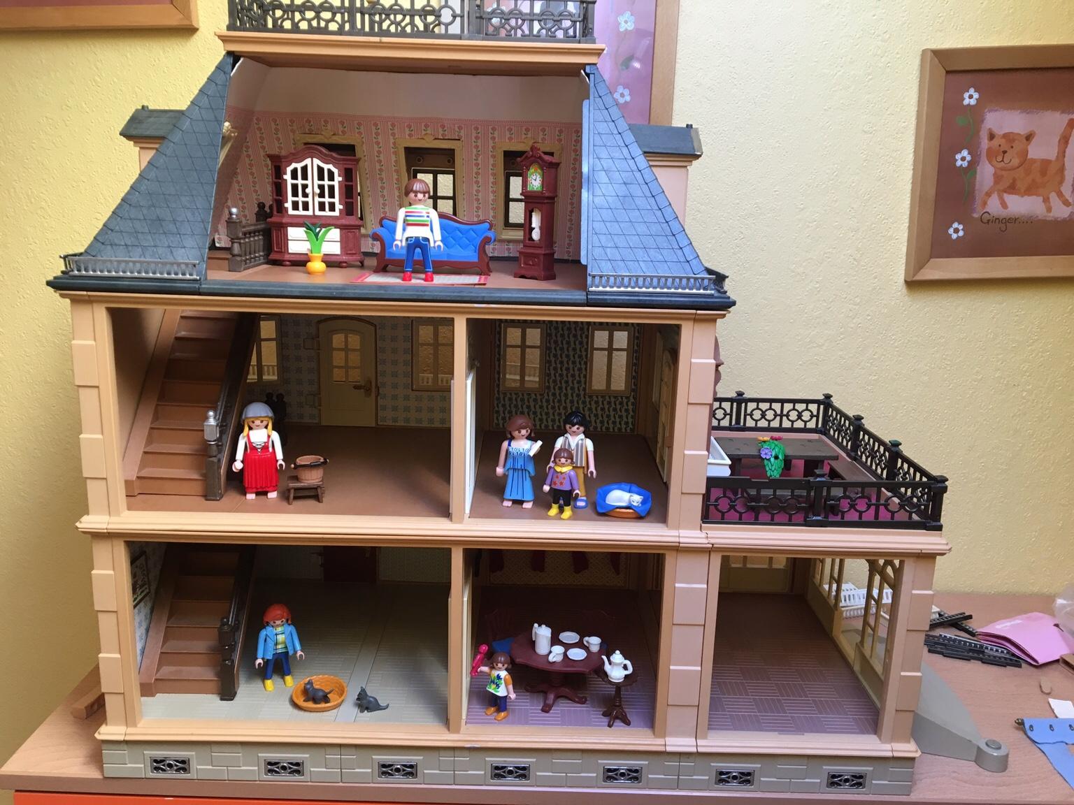 Playmobil Puppenhaus Nostalgie Villa 5300 in 3110 Neidling für € 115,00
