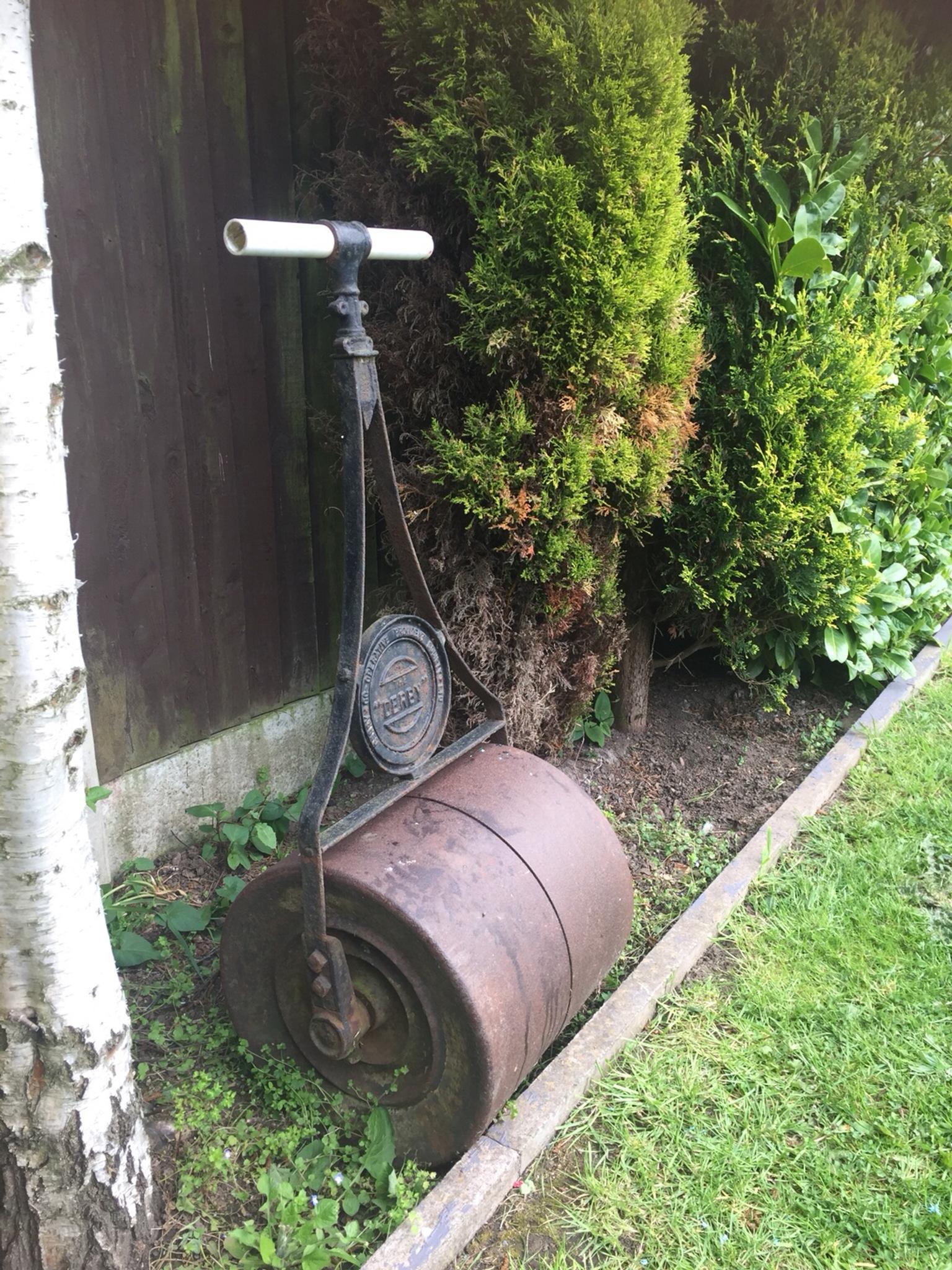 Cast iron roller in Hinckley and Bosworth for £50.00 for sale Shpock