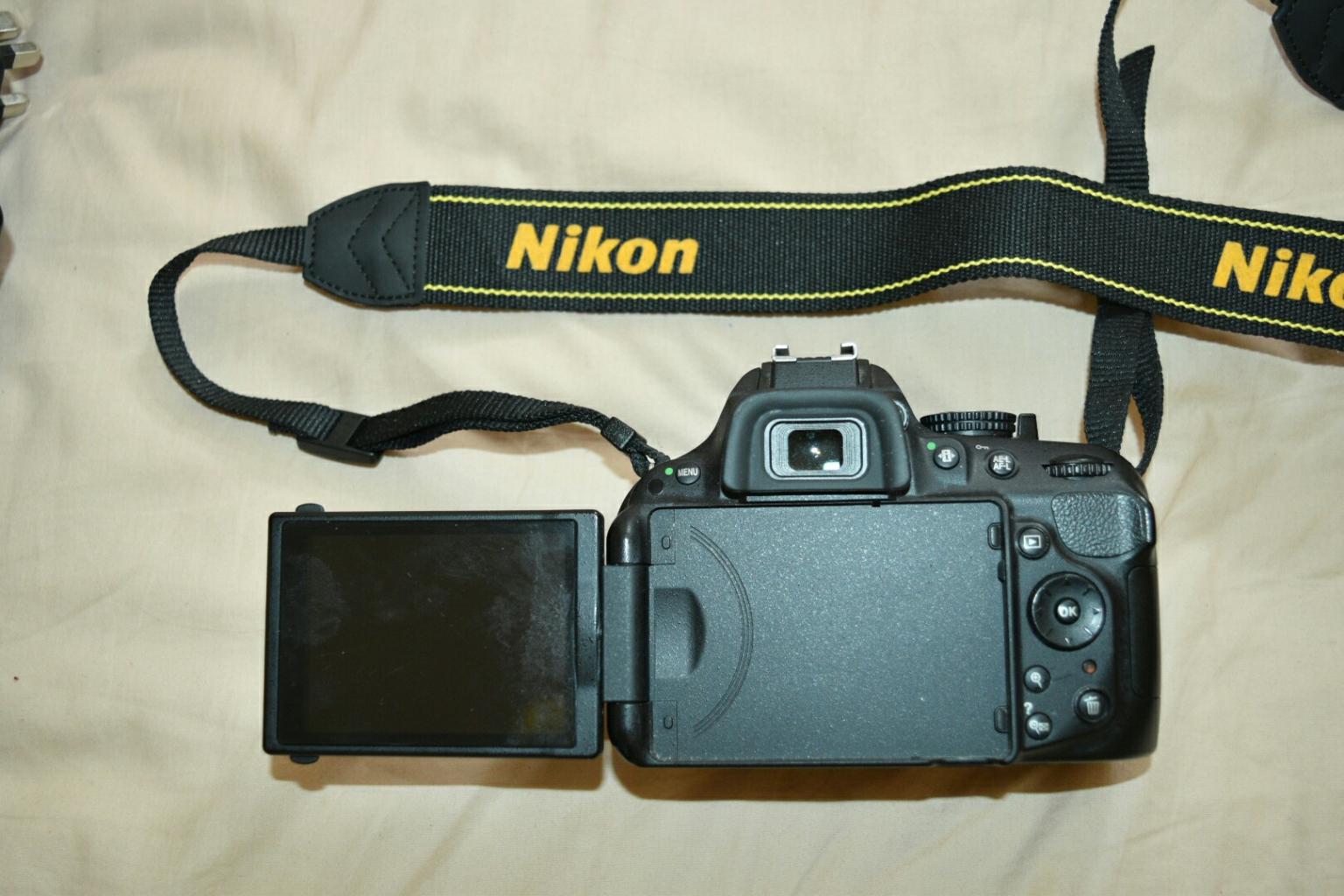 Nikon D5200 camera and Nikon AFS DX VR 1855 in LE11 Charnwood for £
