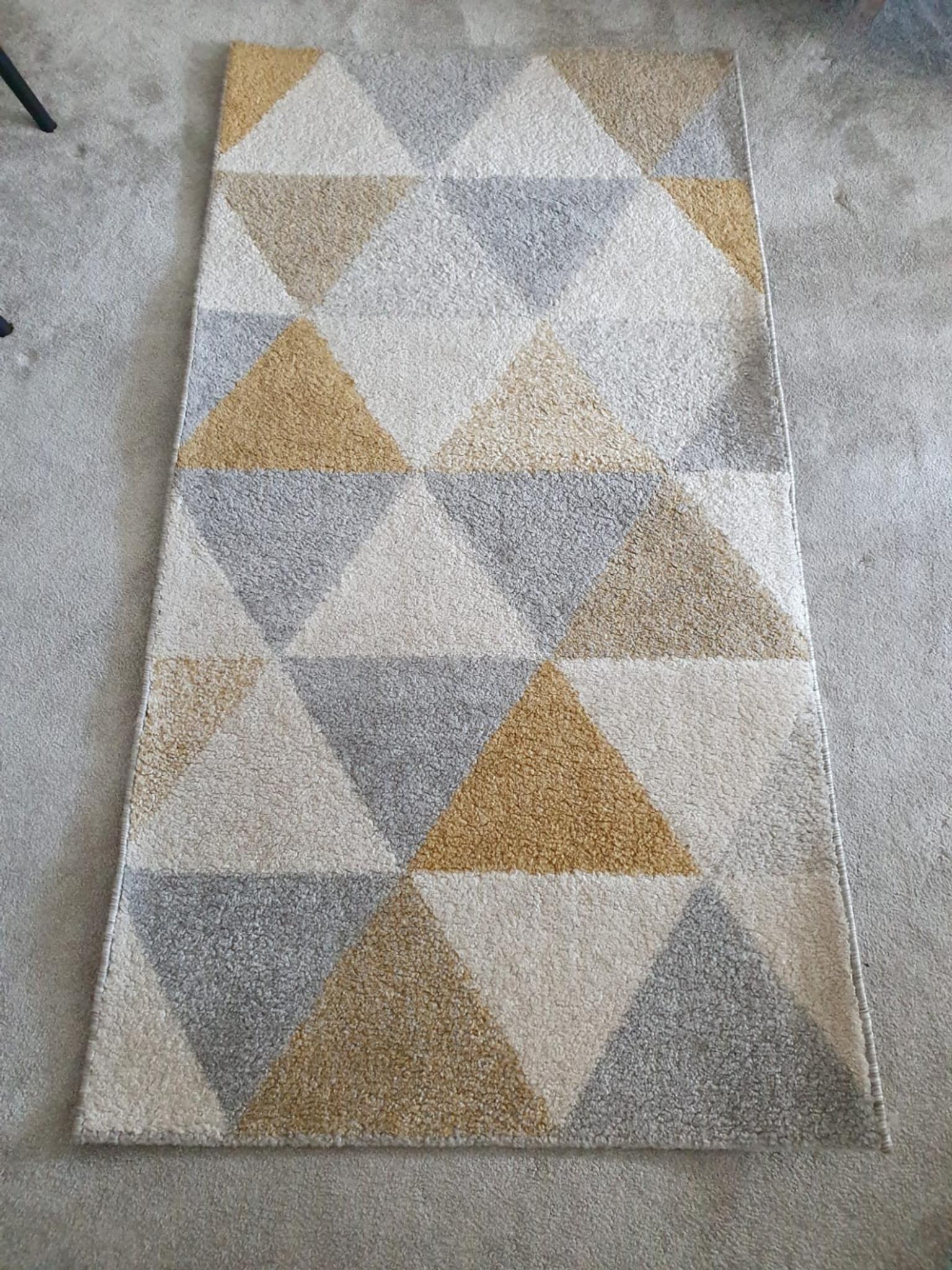 grey mustard rug benuta in LE5 Leicester for £20.00 for sale Shpock