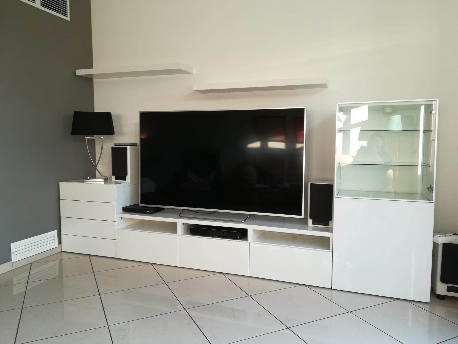 Ikea Besta Wohnwand Hochglanz weiß in 46519 Alpen for €230.00 for sale