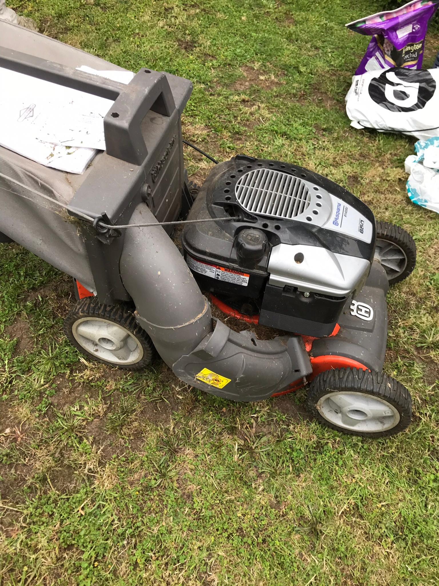Husqvarna R145SV Petrol Lawnmower in DA1 Dartford for £180