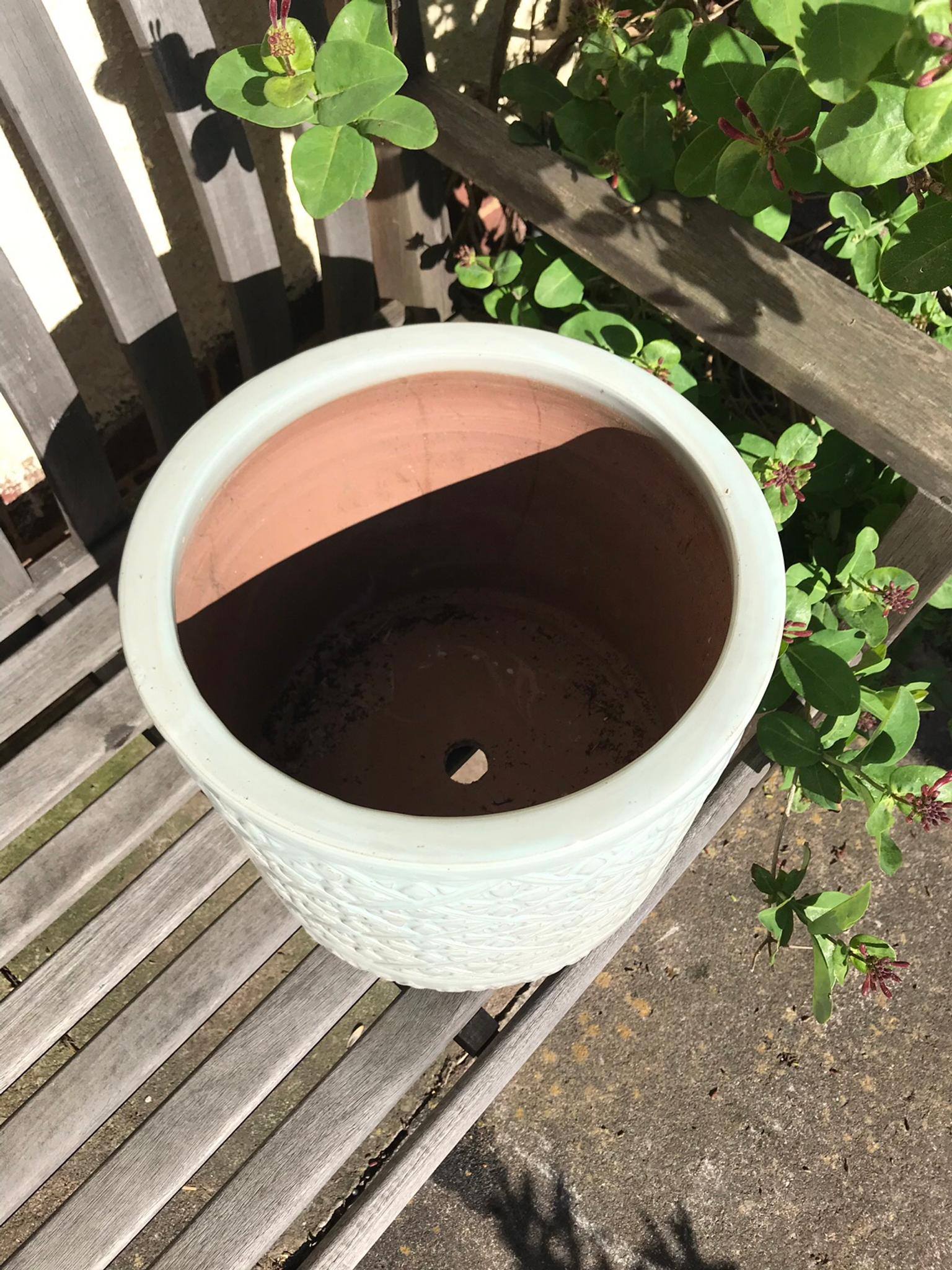 Medium Laura Ashley plant pot in duck egg in WV4 Wolverhampton for £16.