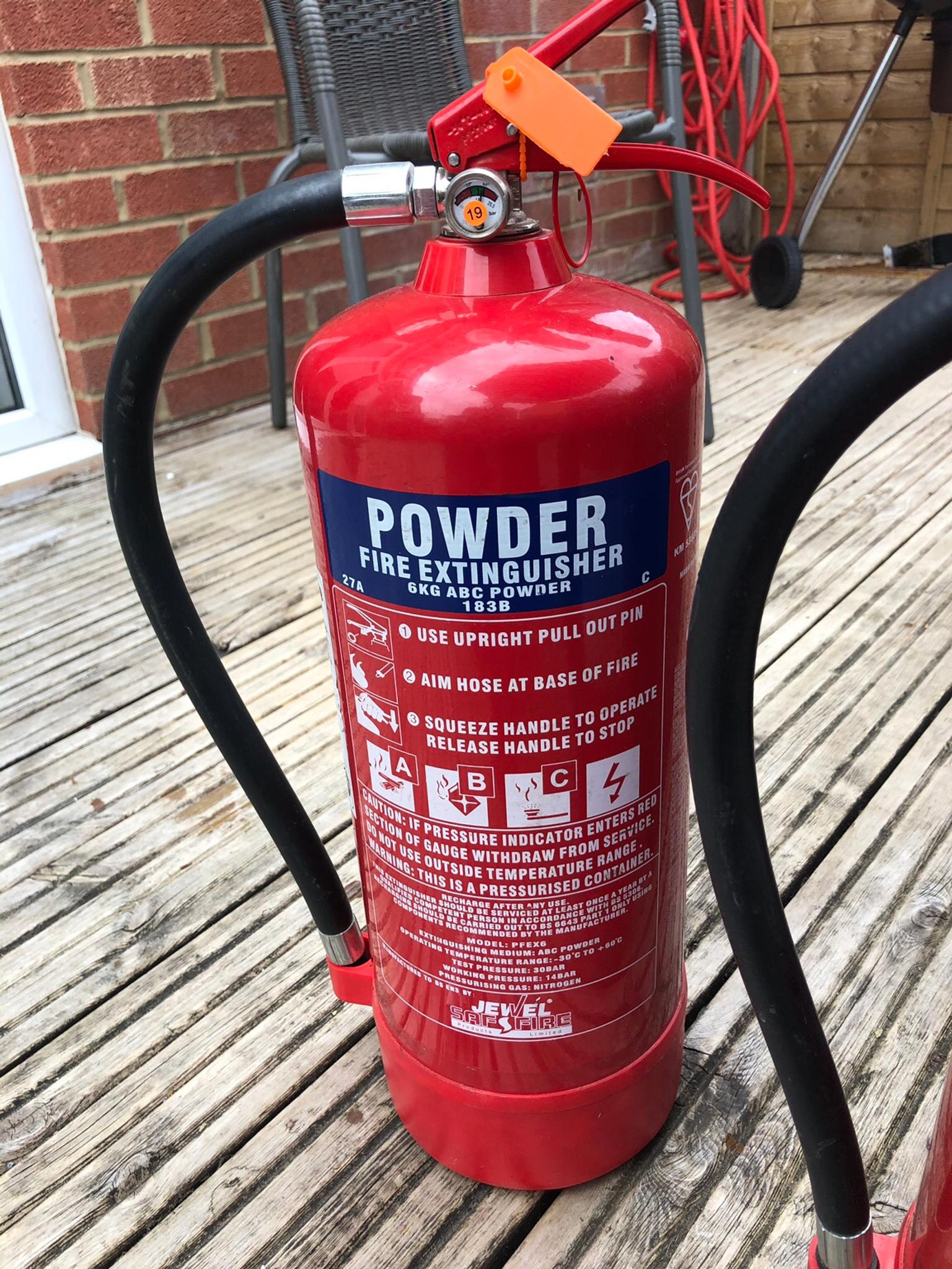 6kg Powder Red Fire Extinguisher £15 in SE25 Croydon for £15.00 for