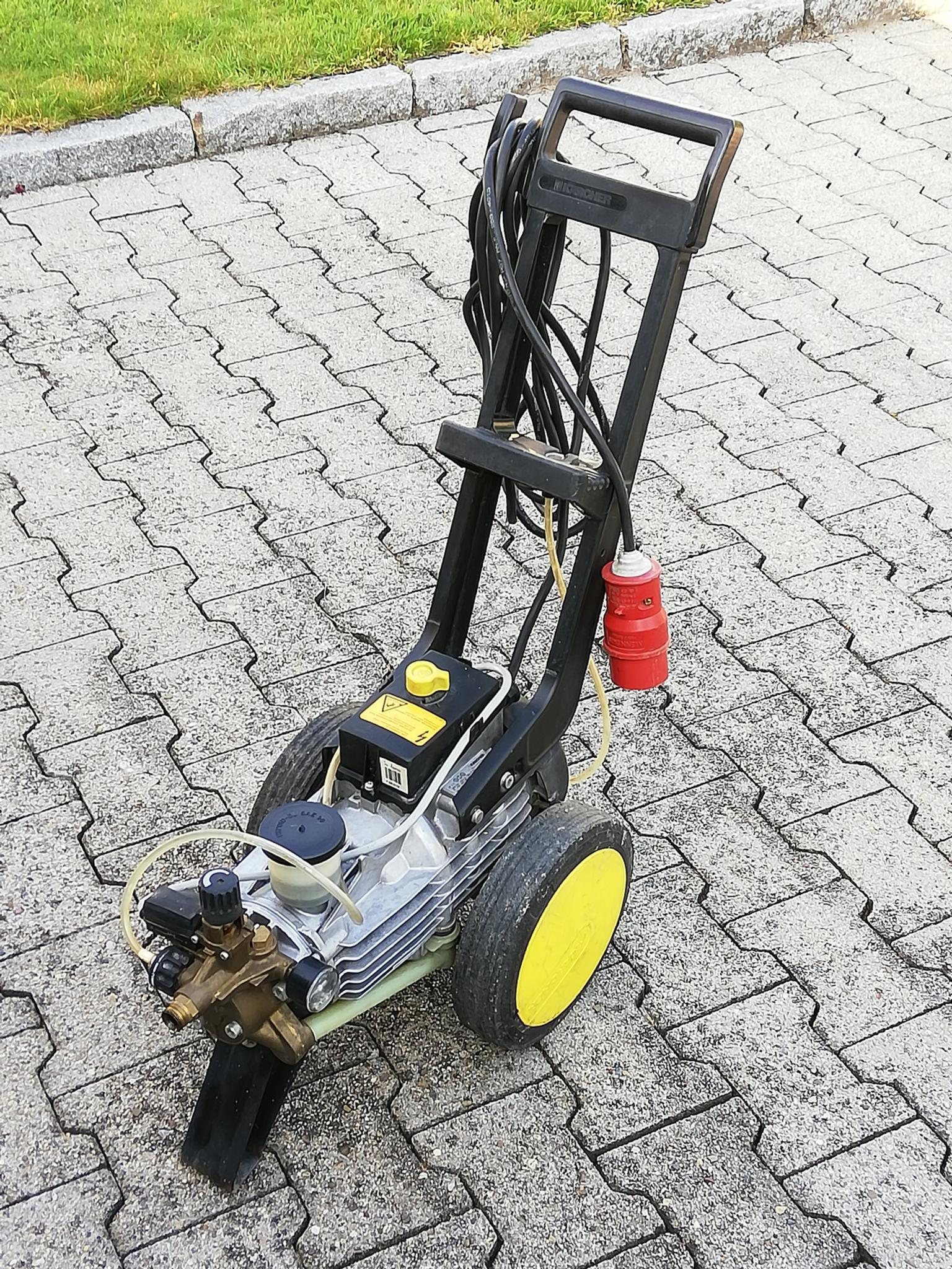 Hochdruckreiniger Kärcher HD 890 S in 6972 Fußach für € 300,00 zum