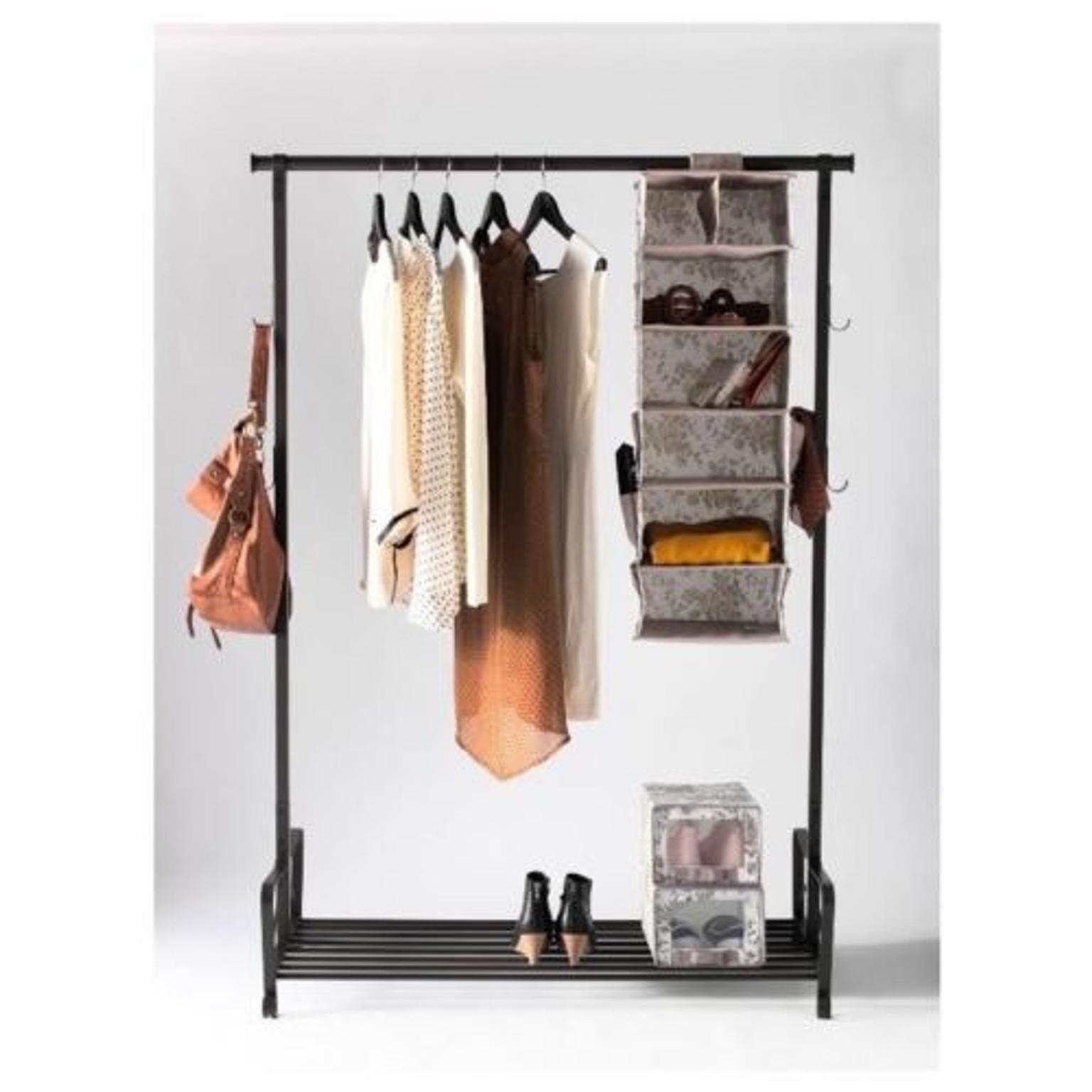 Ikea portis clothes rail with shoe rack in EC1N London for £20.00 for