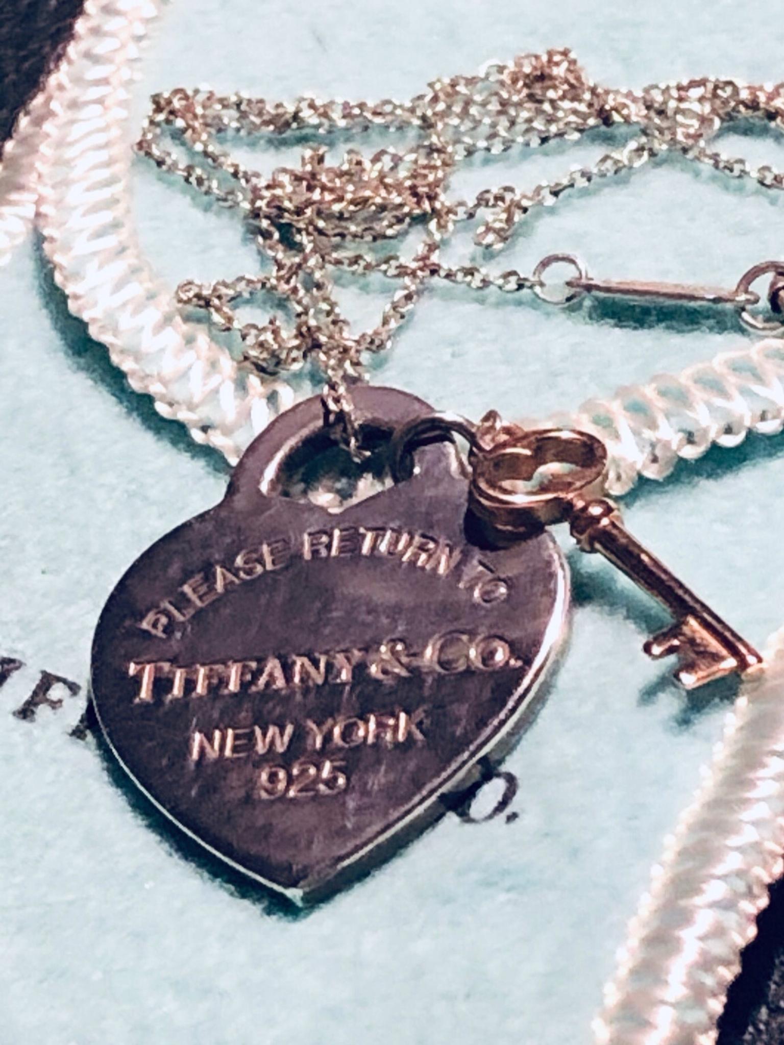 Tiffany Co. Heart necklace with Rubedo Key in 82515 Wolfratshausen für