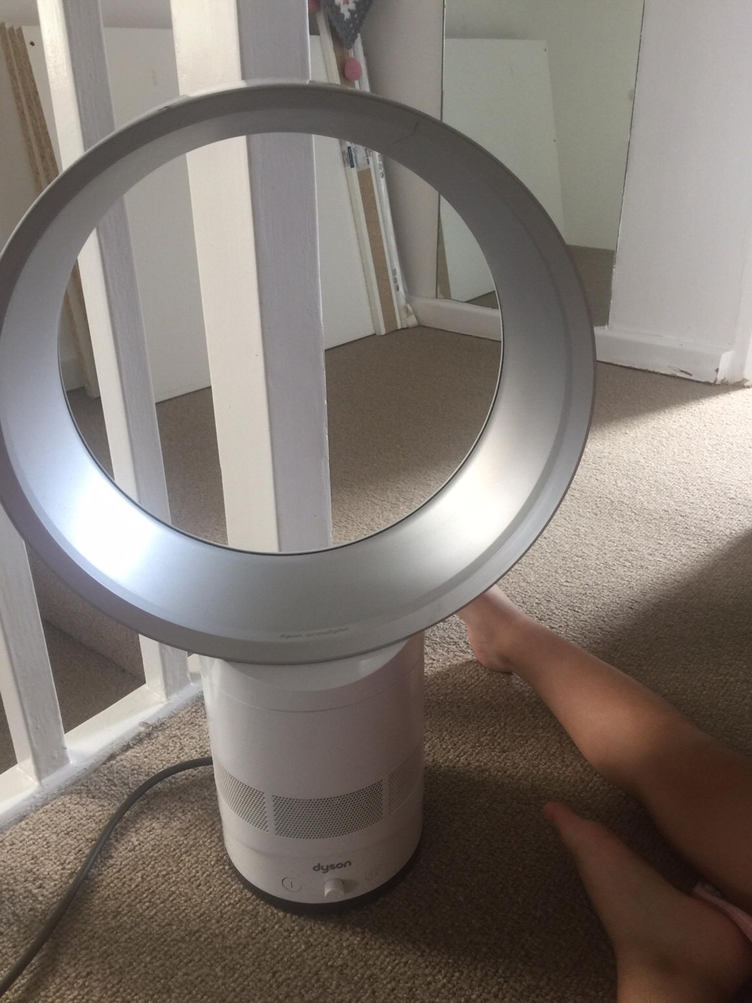 Dyson fan (model without the remote) in E14 Hamlets for £85.00 for sale