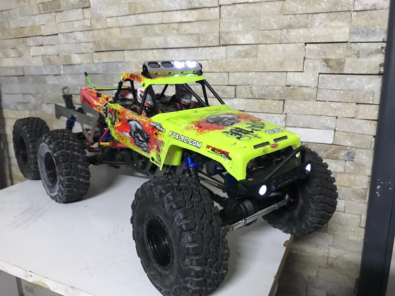 FTX CRAWLER 6x6 (custom) Rc truck in WF17 Kirklees for £120.00 for sale