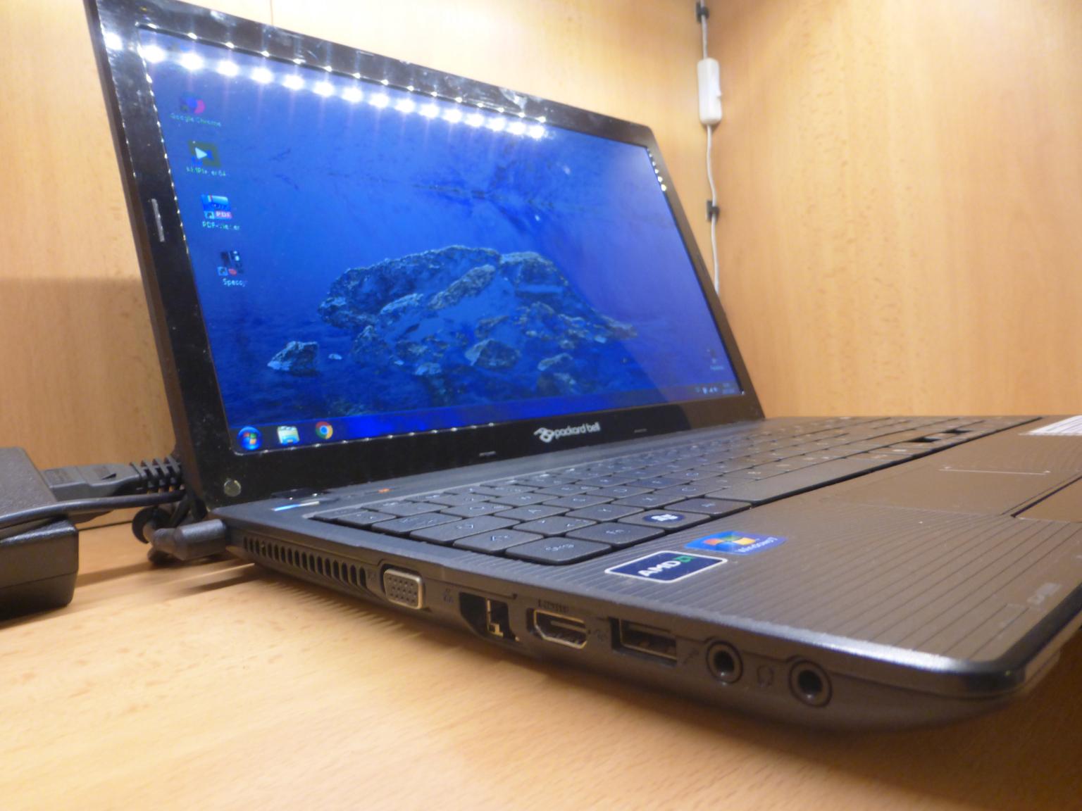 Laptop Notebook Packard Bell 3GB 320GB 15,6" in 67246 Dirmstein für 135