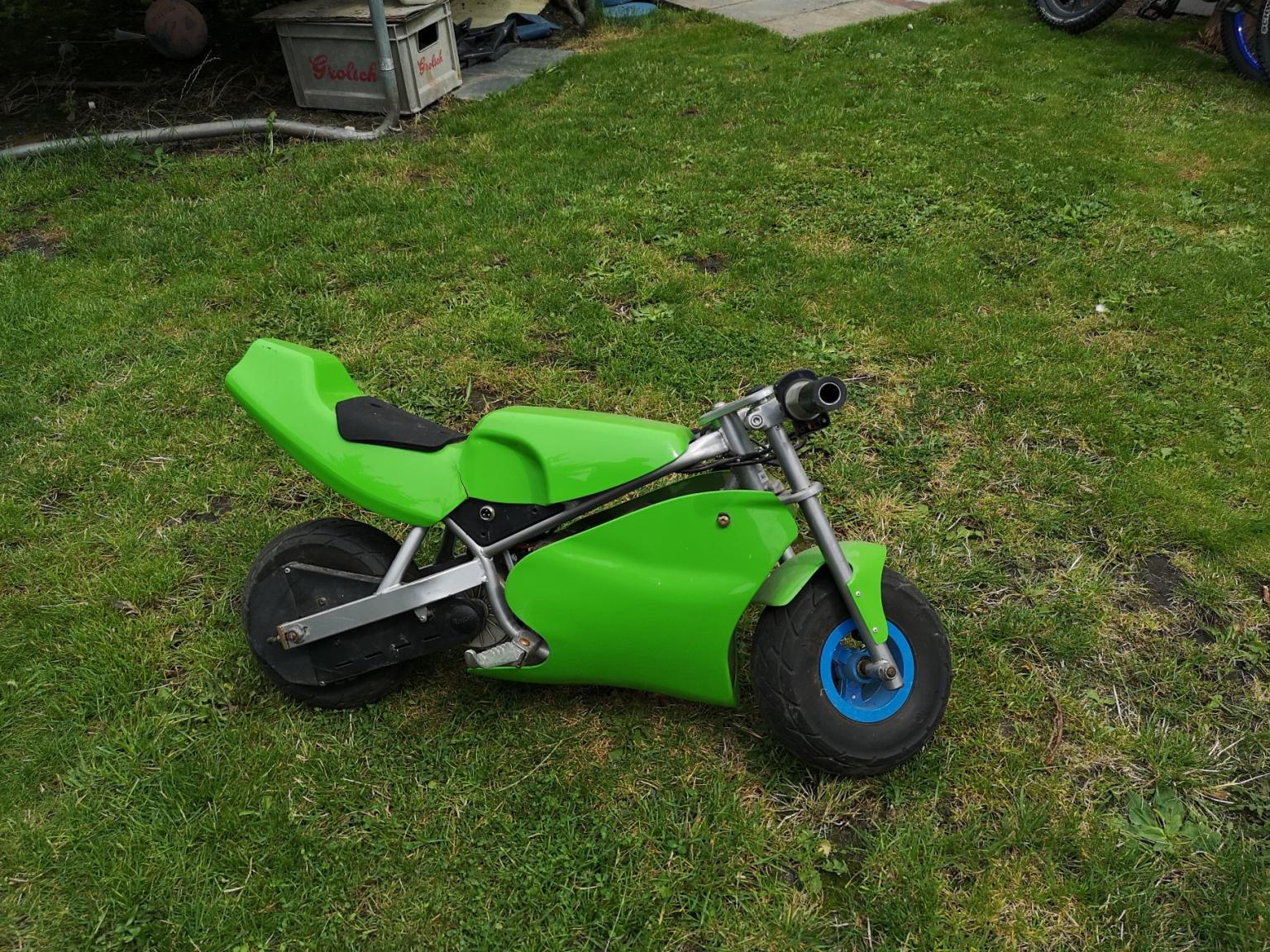 Razor pocket rocket electric mini moto bike in Oakengates for £35.00
