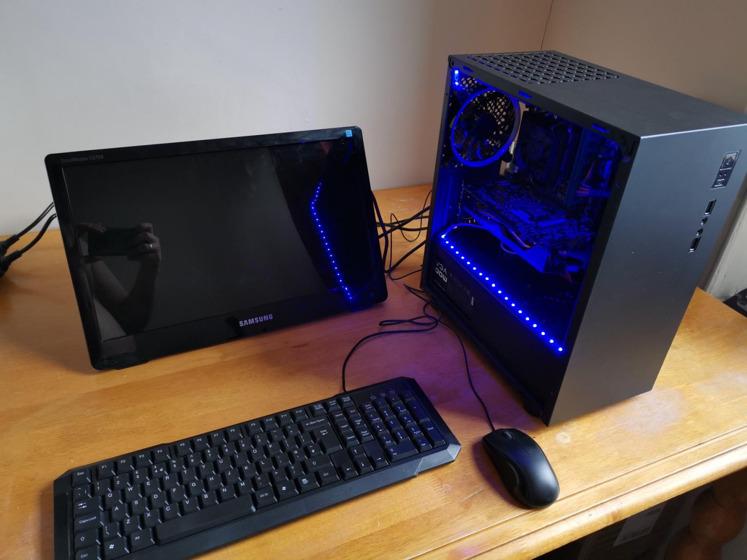 NEW! Full Setup Gaming PC Bundle in HD3 Kirklees for £300