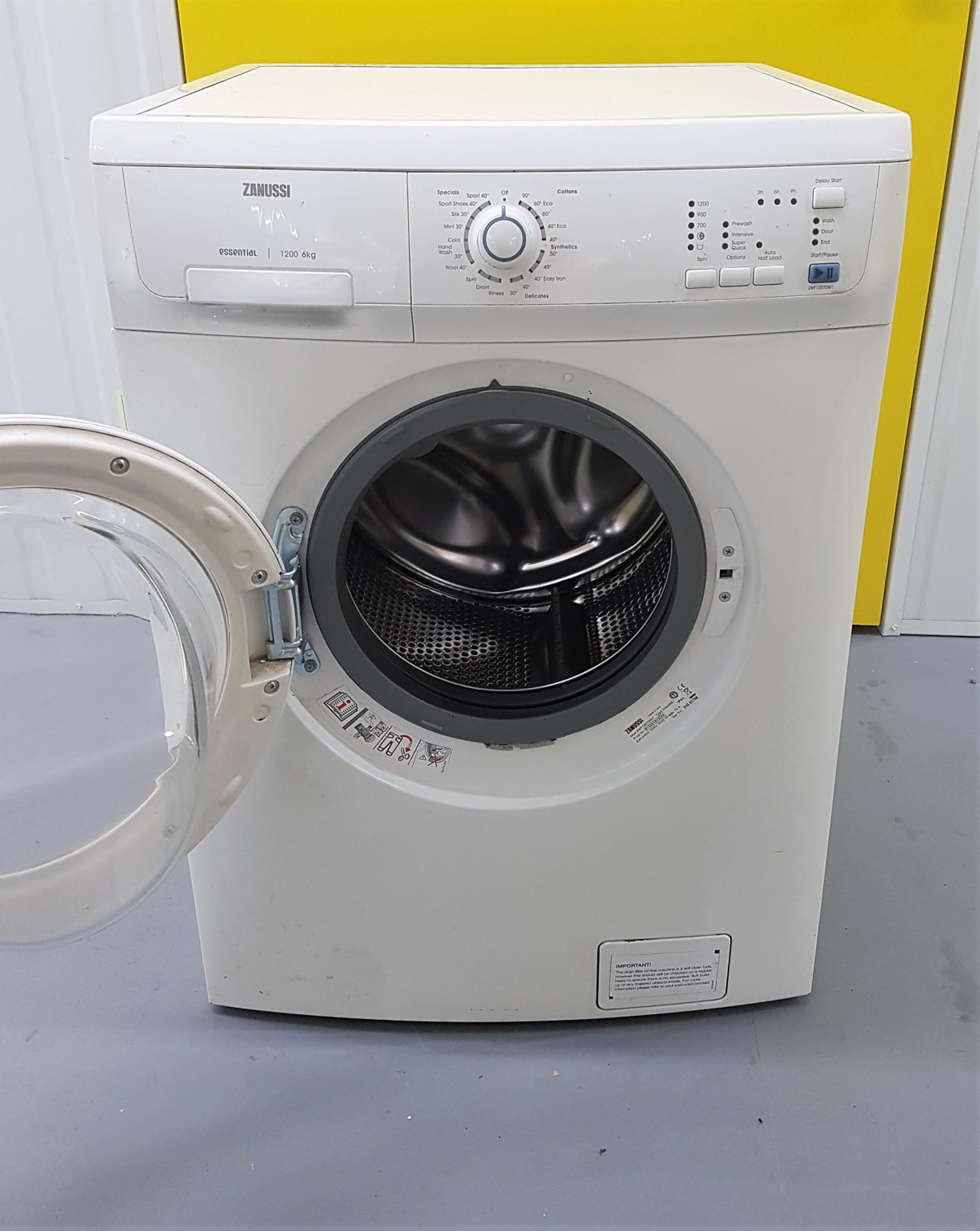 Hotpoint Aquarius 9kg Washing Machine in TW8 London for £105.00 for