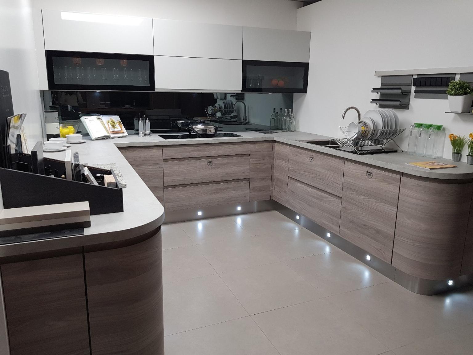 Ex Display Kitchen Sale in SM6 London for £5,500.00 for sale Shpock