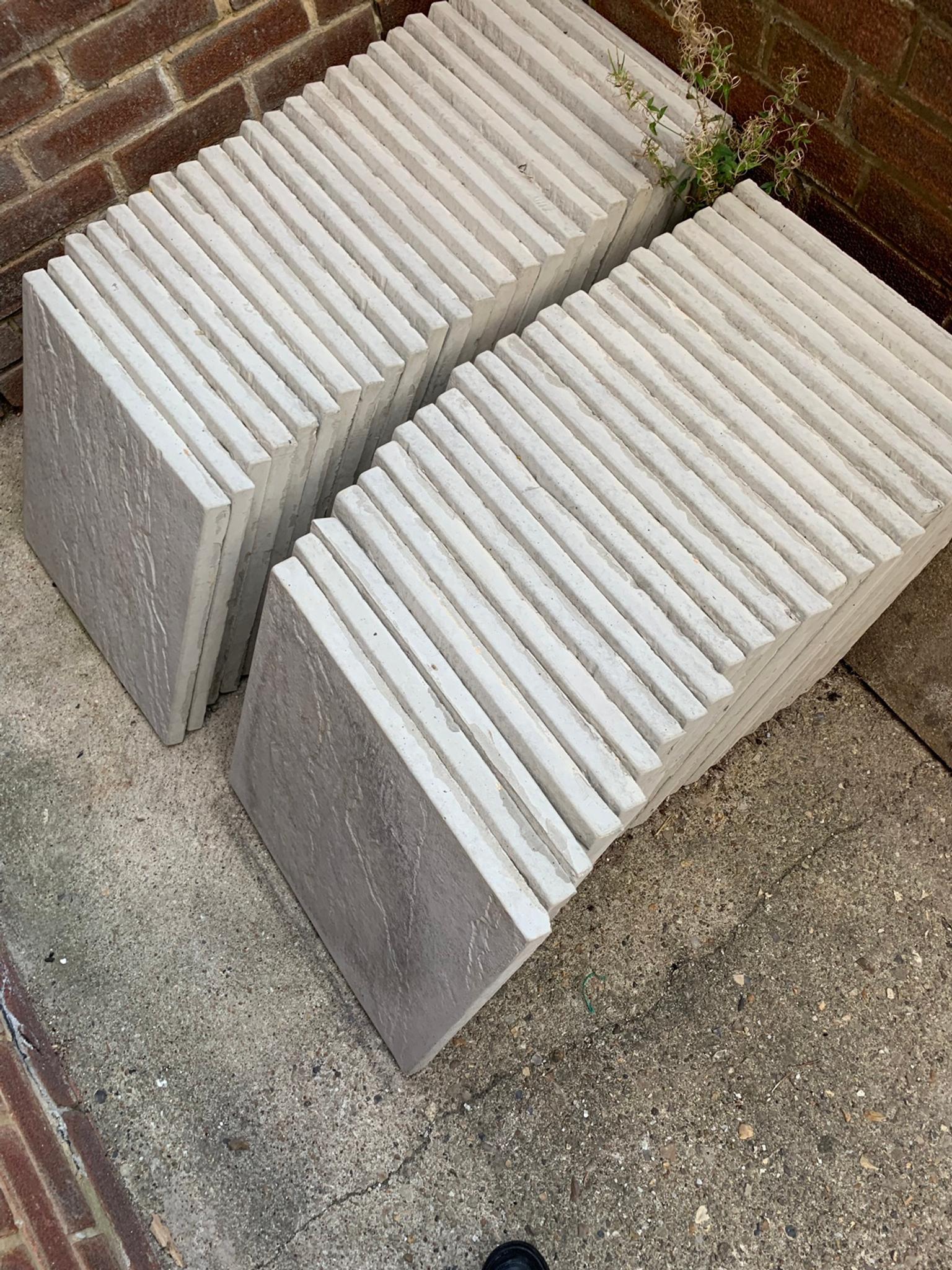 Paving slabs in ME1 Rochester for £4.00 for sale Shpock