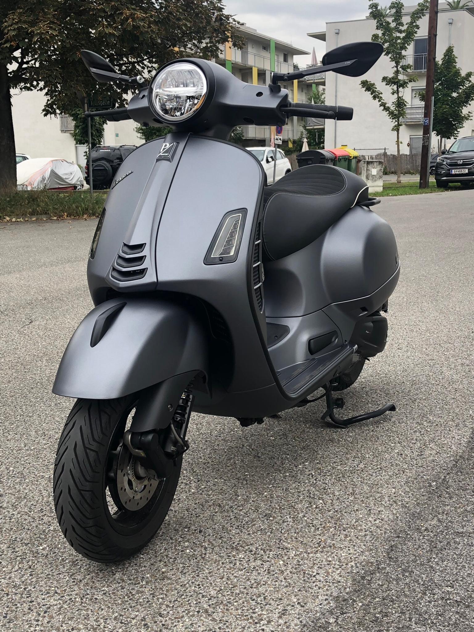 Vespa GTS 300 Supersport HPE in 8054 SeiersbergPirka für € 7.000,00