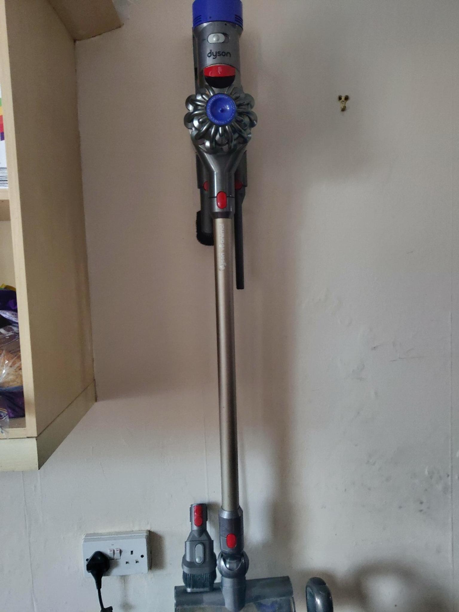 Dyson V8 Animal in South Derbyshire for £80.00 for sale Shpock