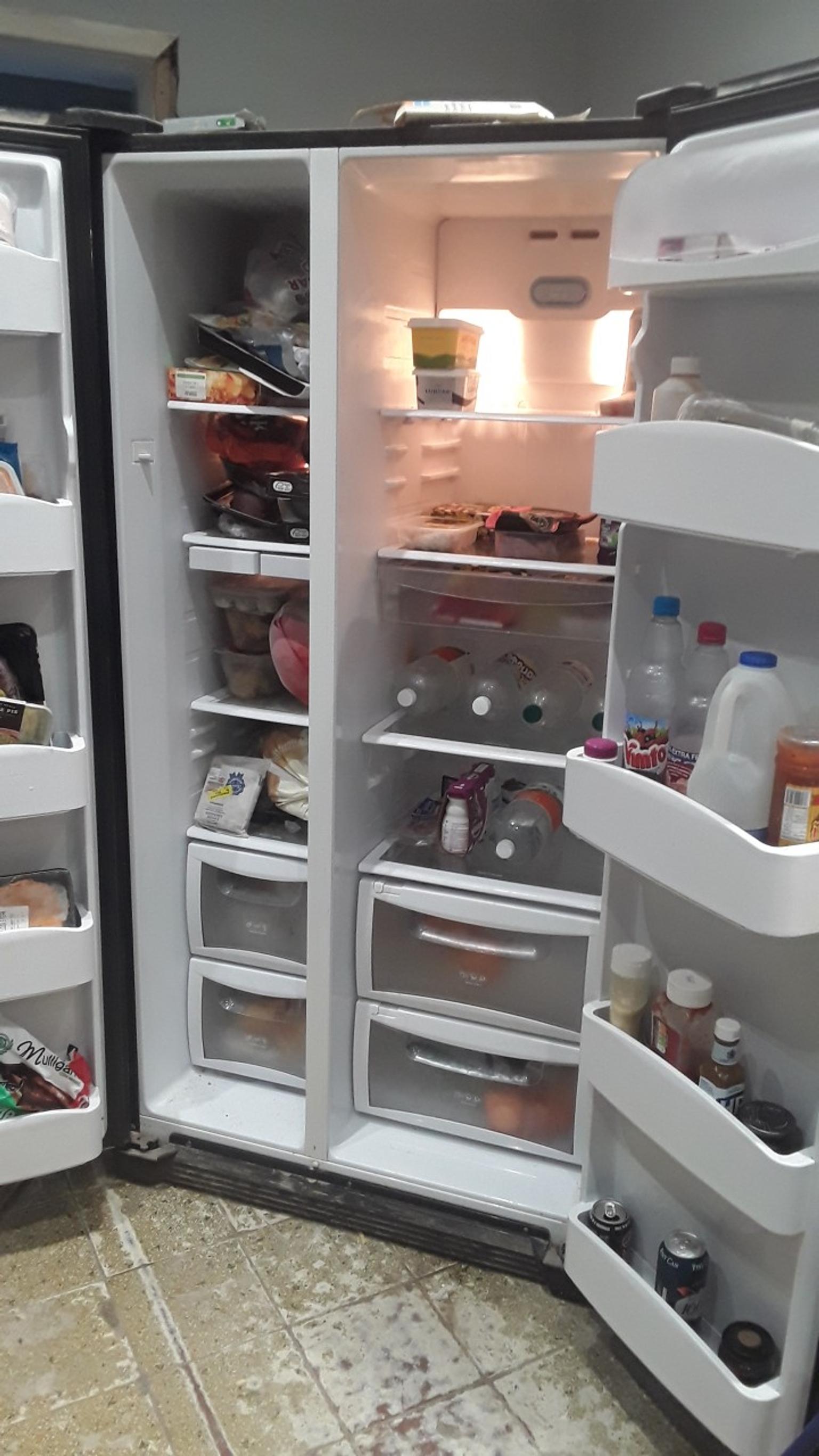 daewoo's American fridge freezer in SK16 Tameside for £150.00 for sale