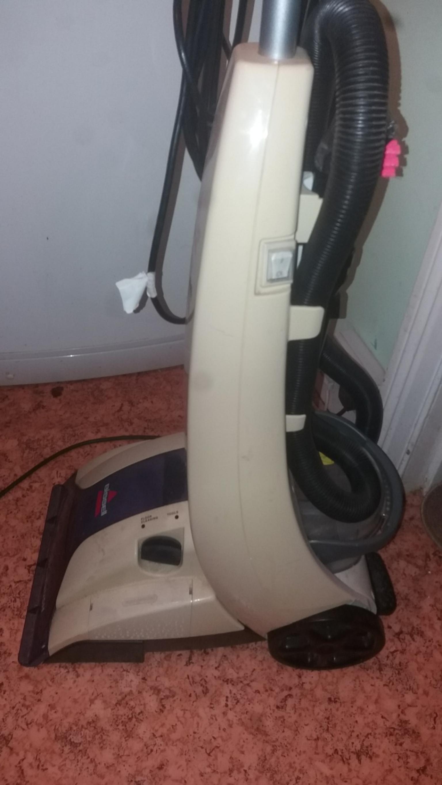 Bissel Carpet & Upholstery Cleaner in TR14 Camborne for £60.00 for sale Shpock