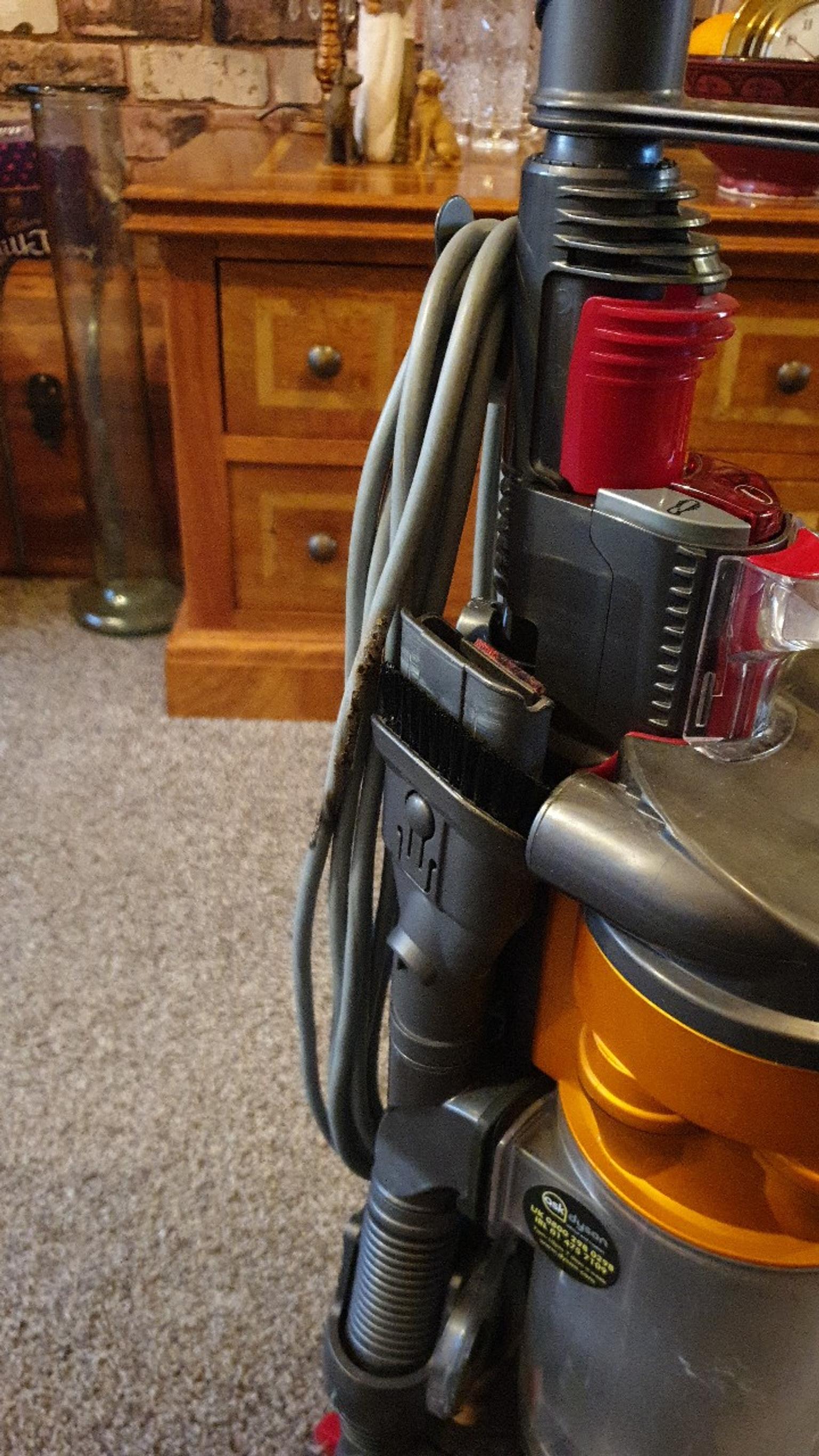 Dyson Ball Vacuum cleaner in B63 Dudley for £10.00 for sale Shpock