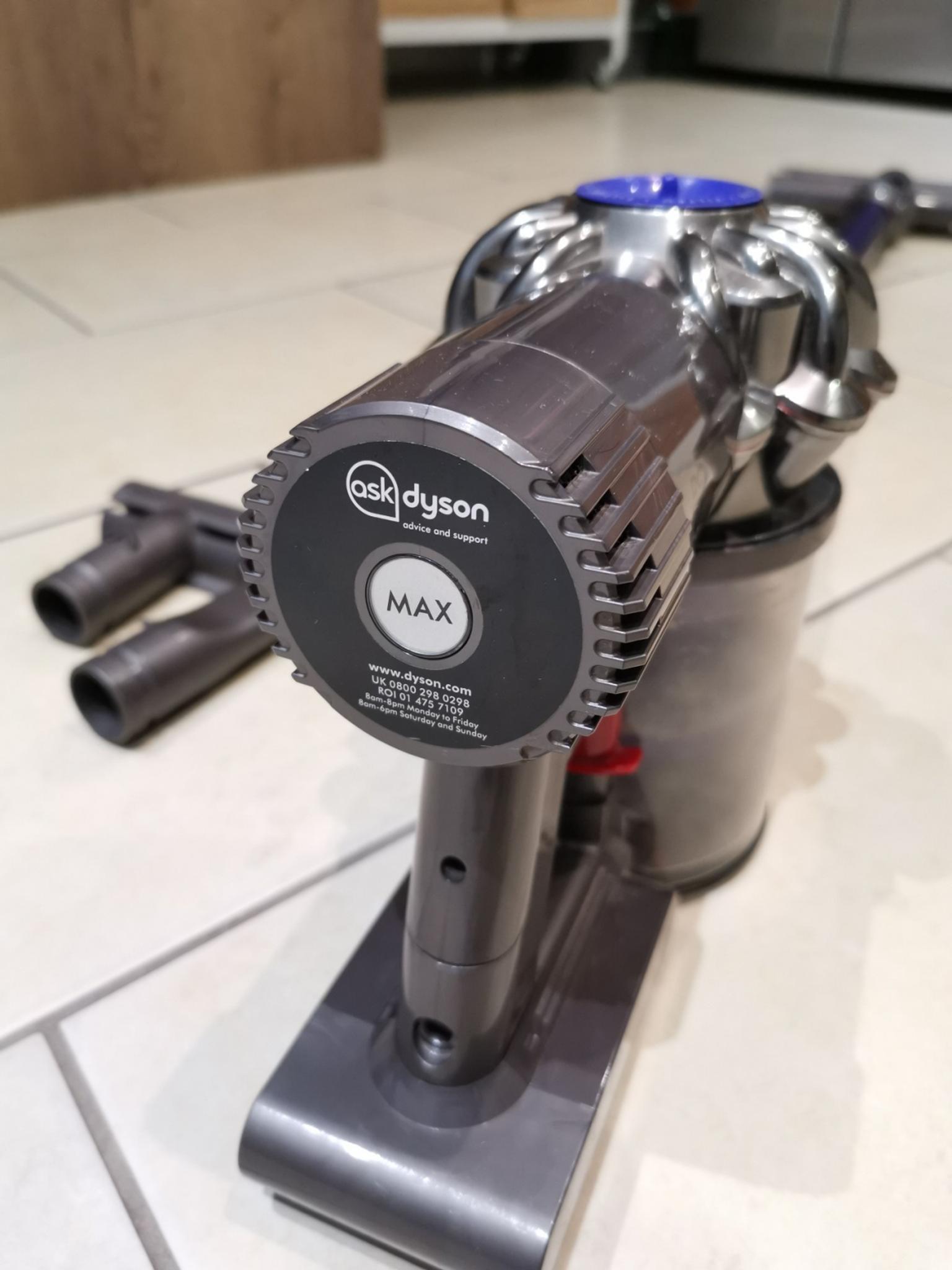 dyson handheld cordless vacuum hoover in B1 Birmingham for £85.00 for