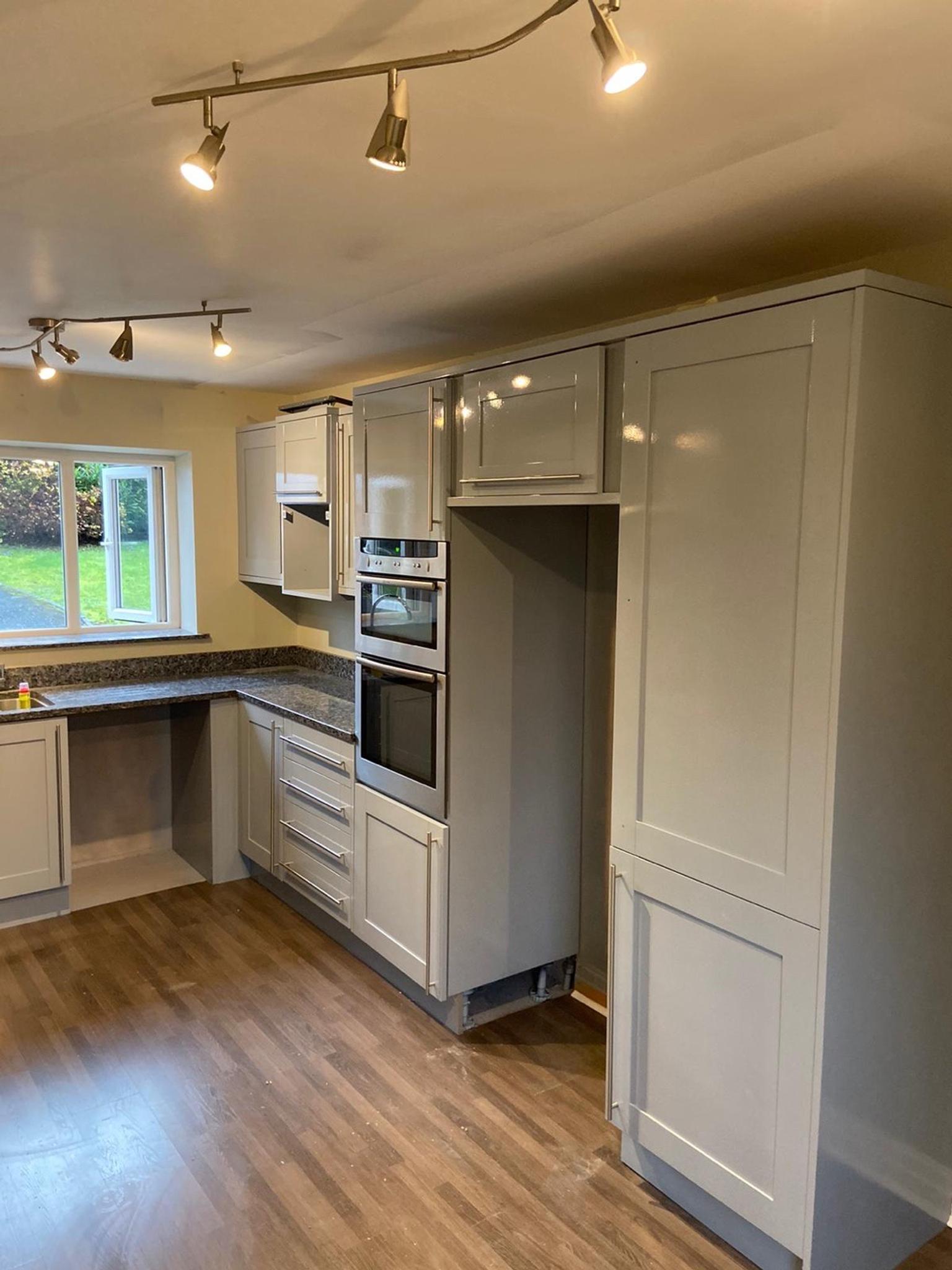 Kitchen respray in Pr6 0jn Chorley for free for sale Shpock