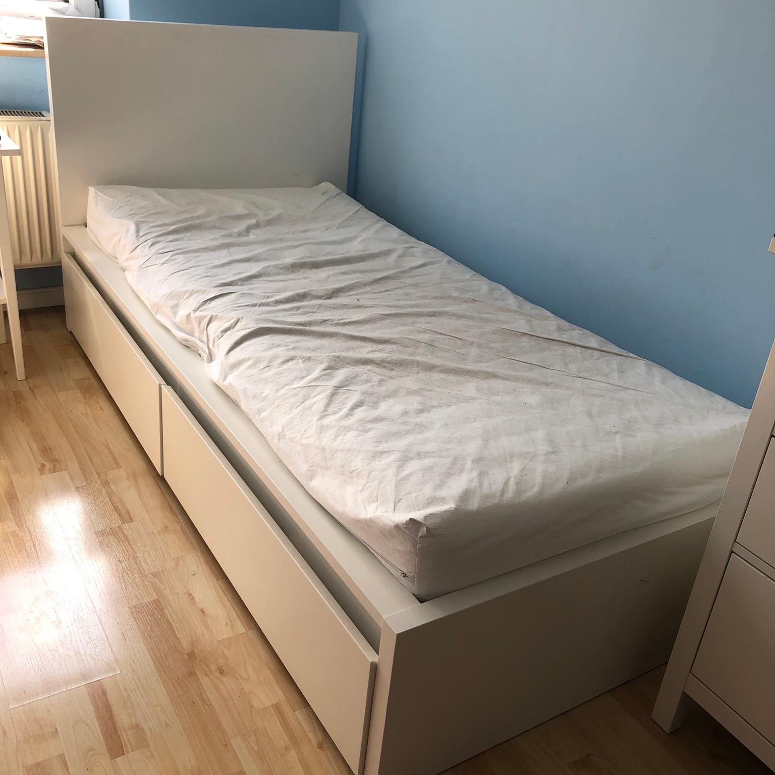 Hemnes Bett Aufbauanleitung Ikea Nyvoll Bett 180x200 Hellgrau In