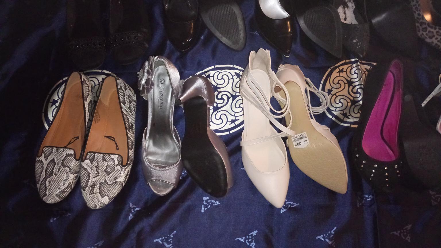 High Heels Pumps Damenschuhe 41/42/43 in 54470 BernkastelKues für 100,00 € zum Verkauf Shpock DE