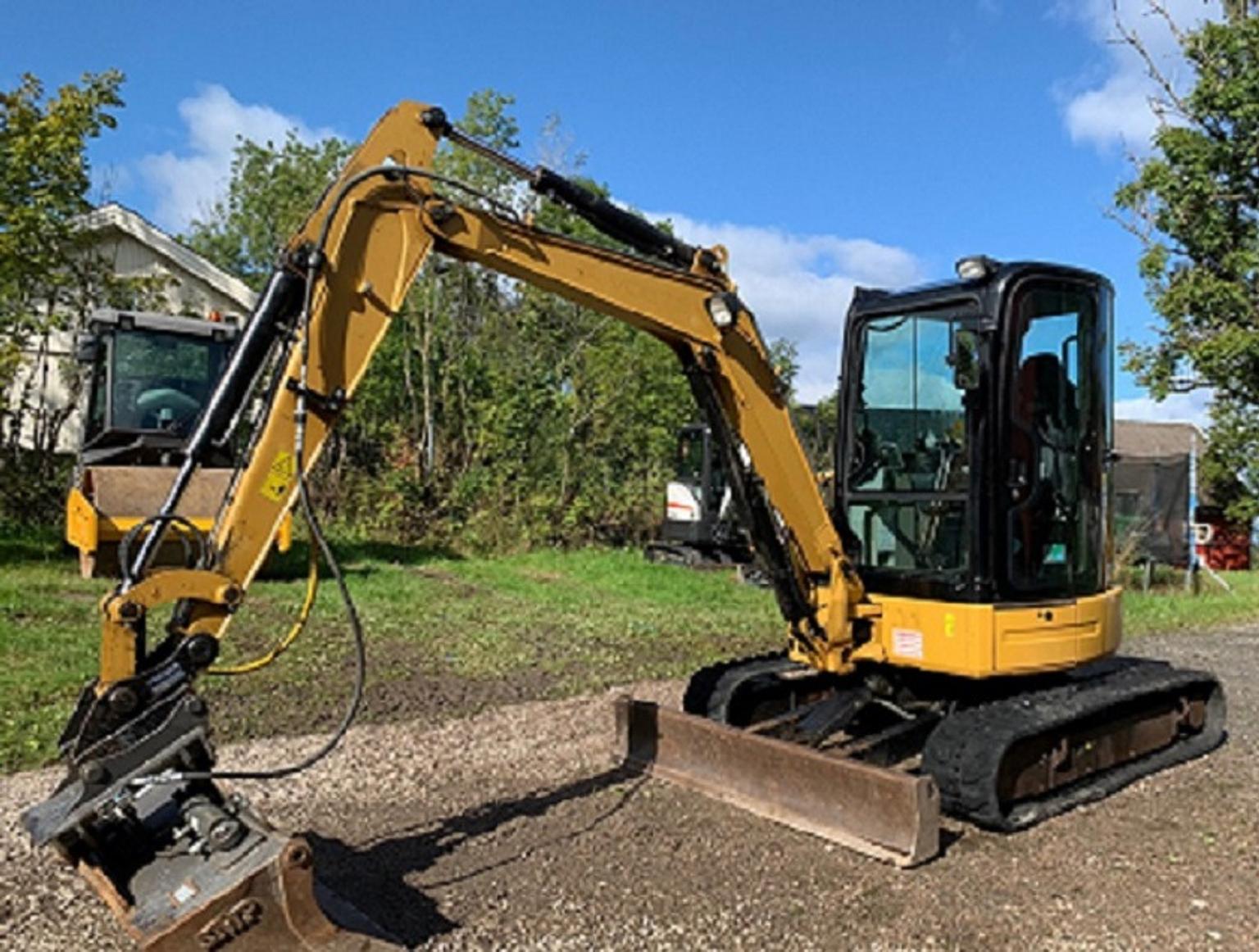 Minibagger CAT 304E Bjhr 2014 31 kW 605 Std. in 10969