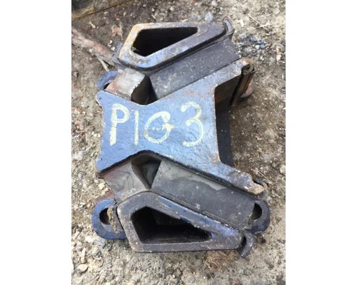 PETERBILT 379 Engine Mounts OEM# 05-25011 in Abbotsford, BRITISH