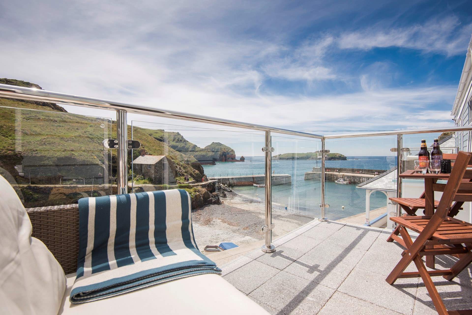 Rebecca, Holiday Cottage Description Classic Cottages