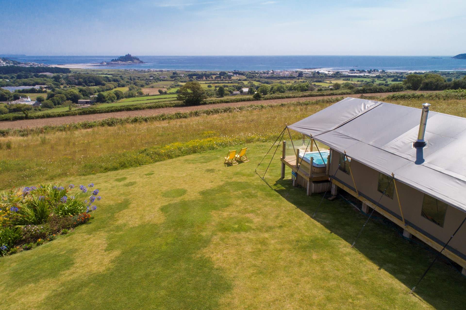 Mount View Sunrise Safari Tent, Holiday Cottage Description Classic