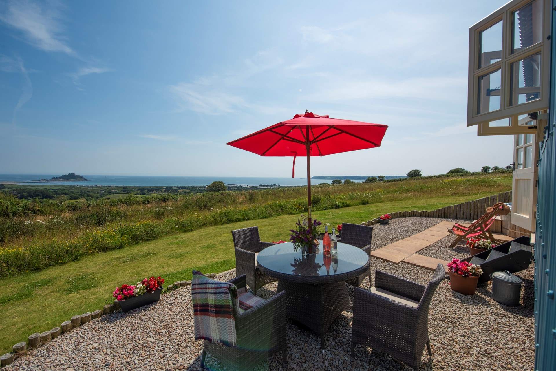Mount View Retreat, Holiday Cottage Description Classic Cottages