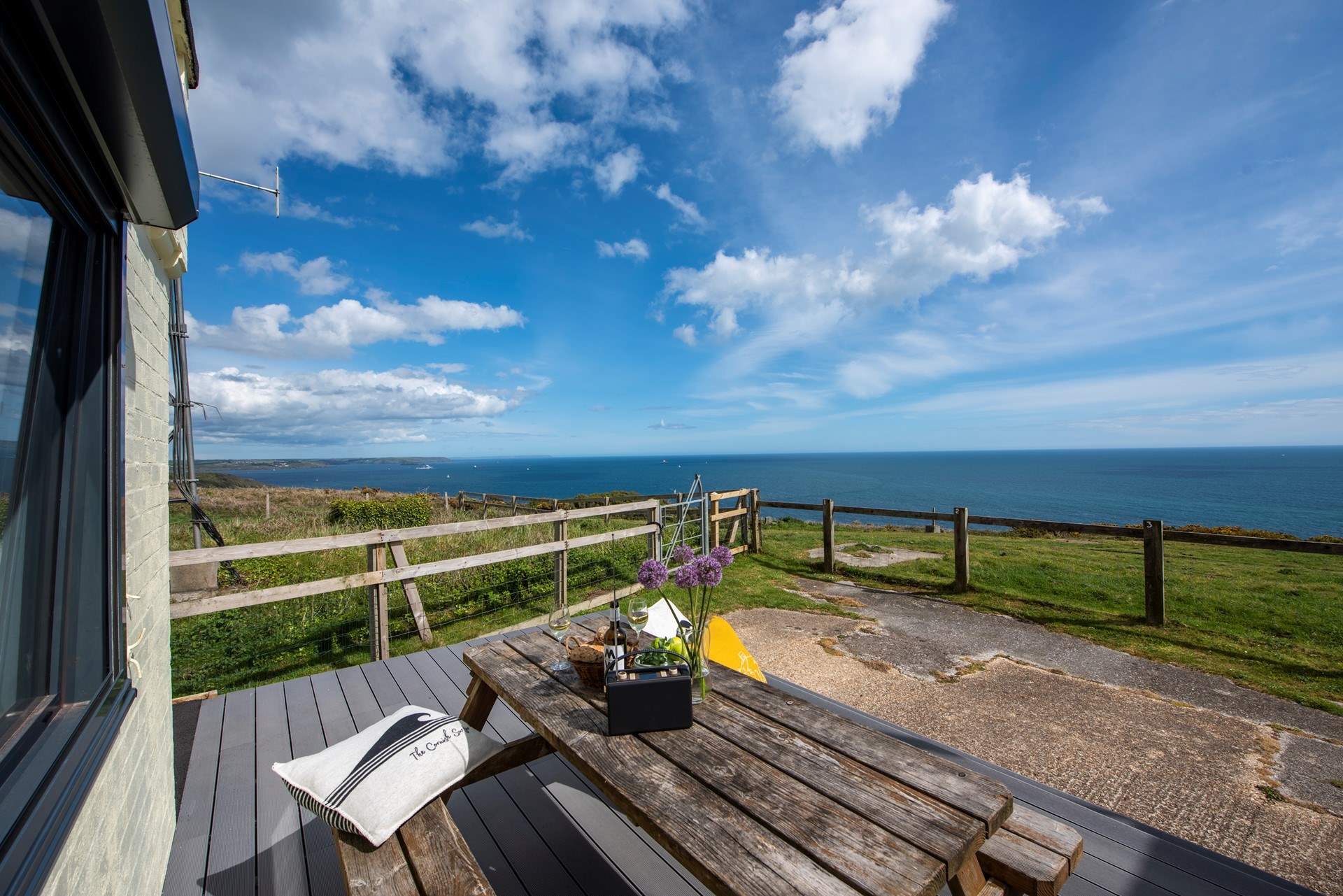 Rame Head Lookout, Holiday Cottage Description Classic Cottages