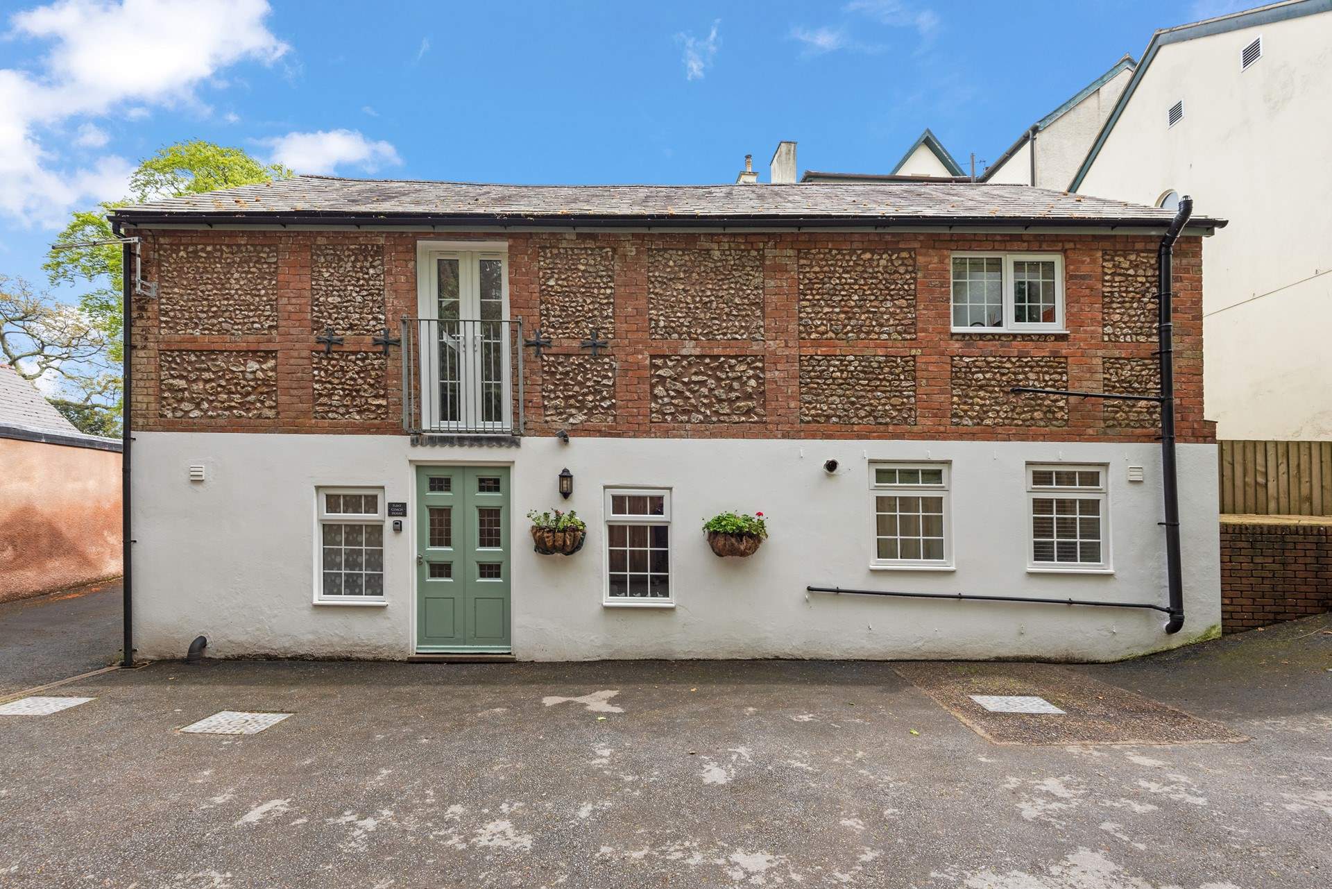 The Flint Coach House, Holiday Cottage in Budleigh Salterton Devon