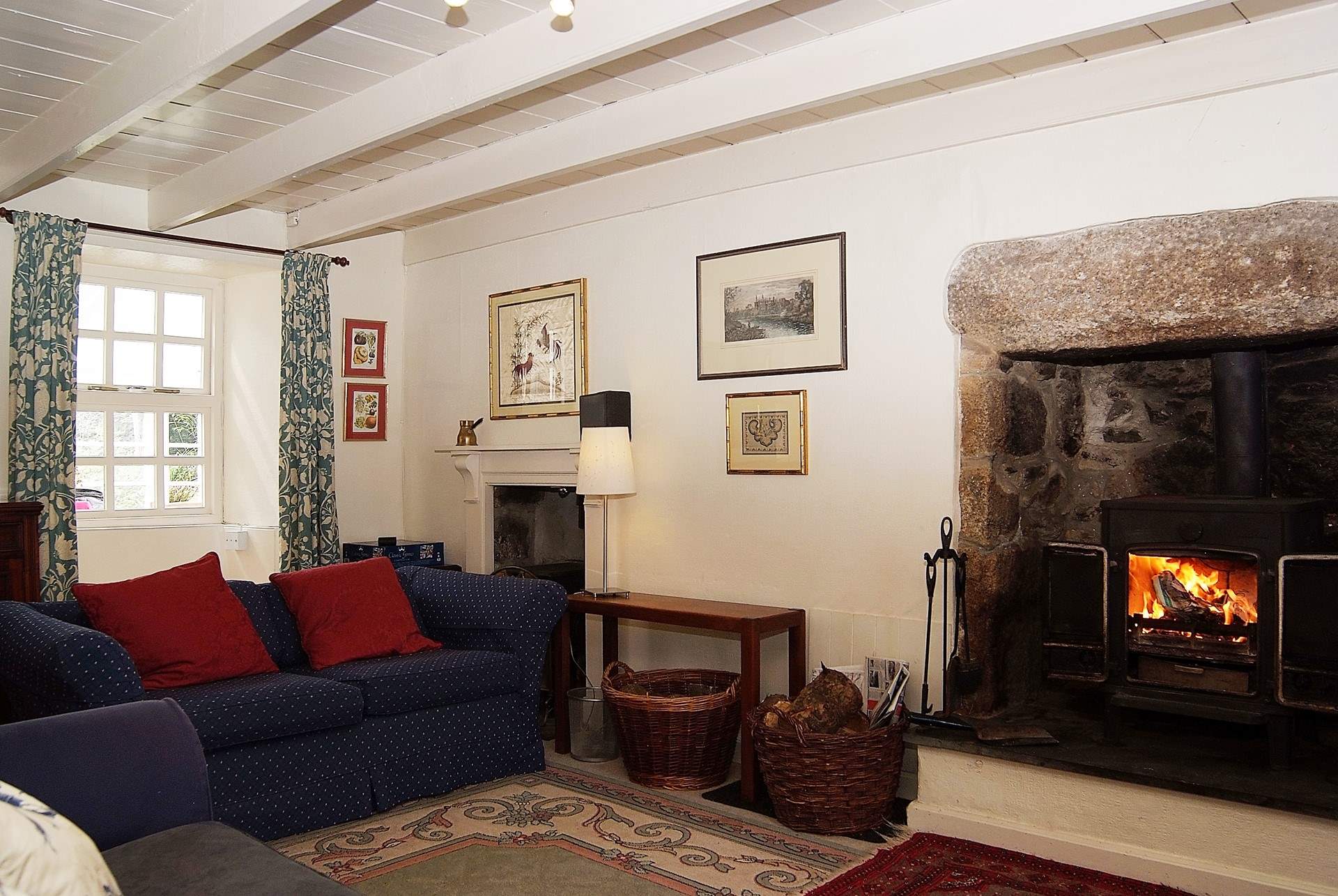 Golden Cock Cottage, Holiday Cottage Description Classic Cottages